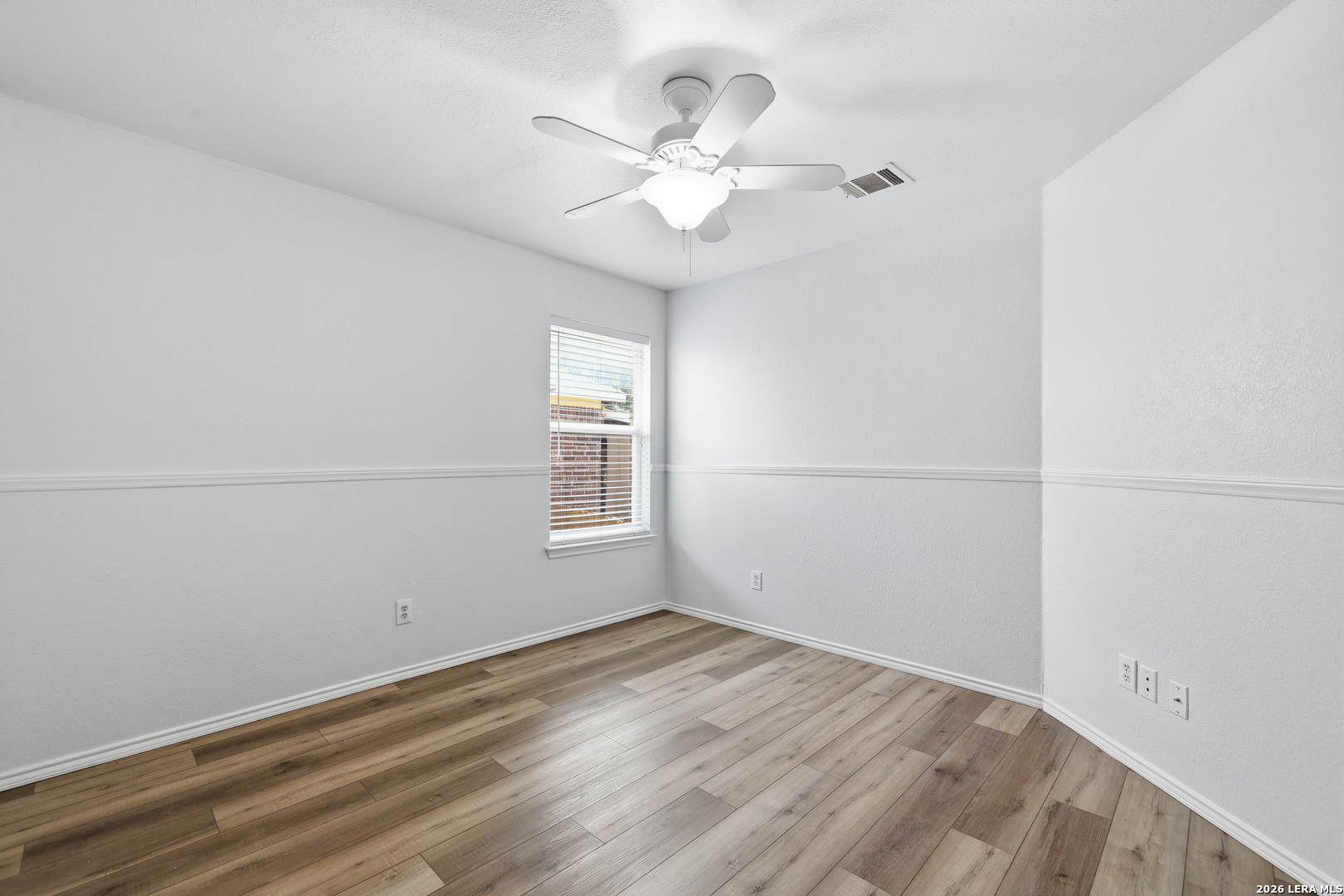 9646 EMERALD PL