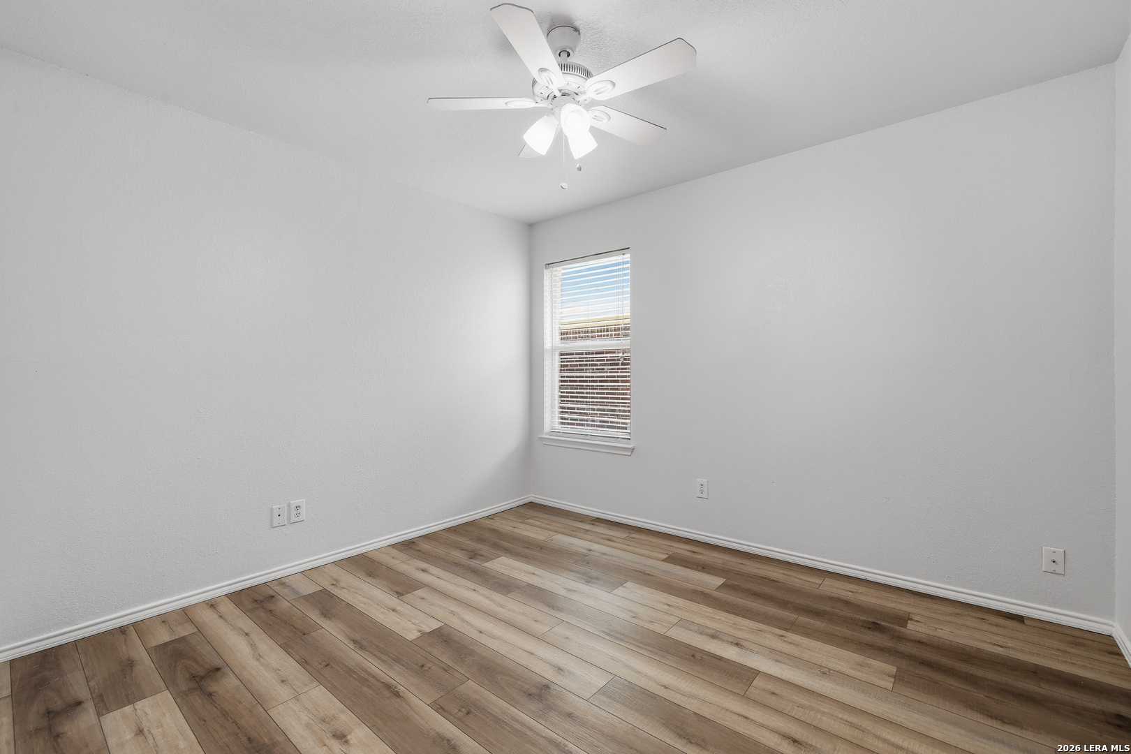 9646 EMERALD PL