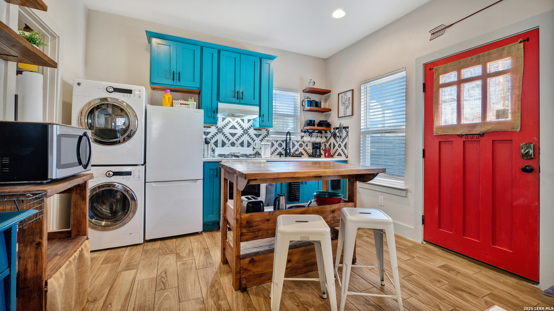 1227 Mason