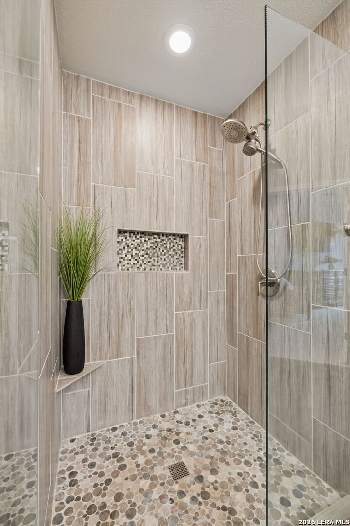 1605 Canyon Oak