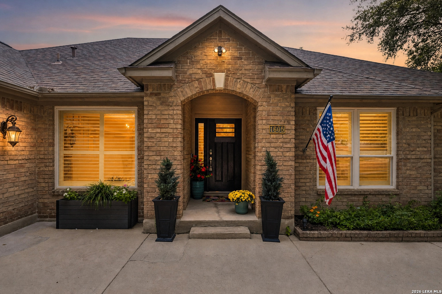 1605 Canyon Oak