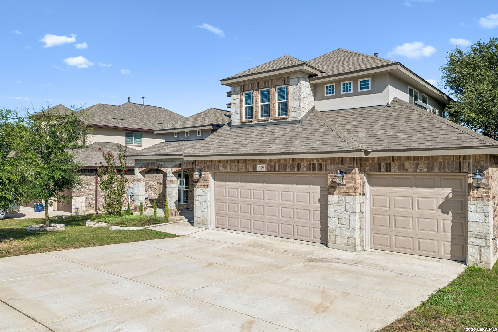 3586 KING TERRACE