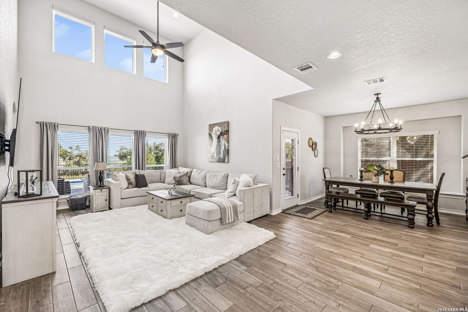 3586 KING TERRACE