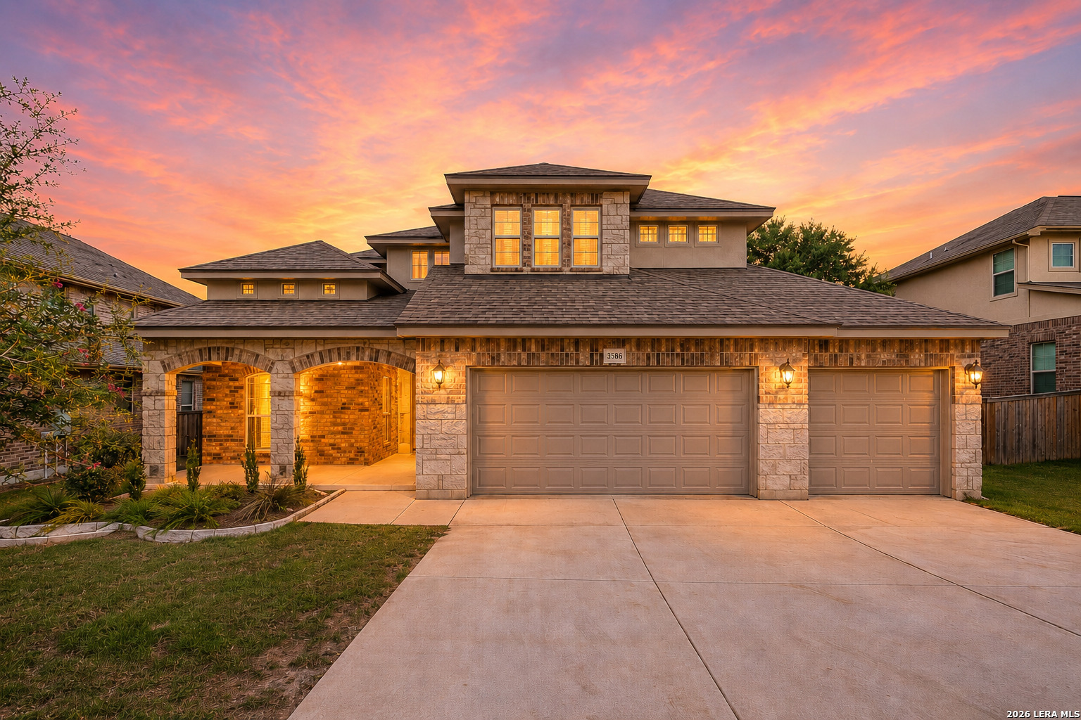 3586 KING TERRACE
