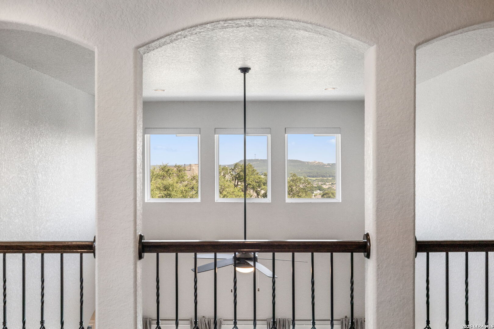 3586 KING TERRACE