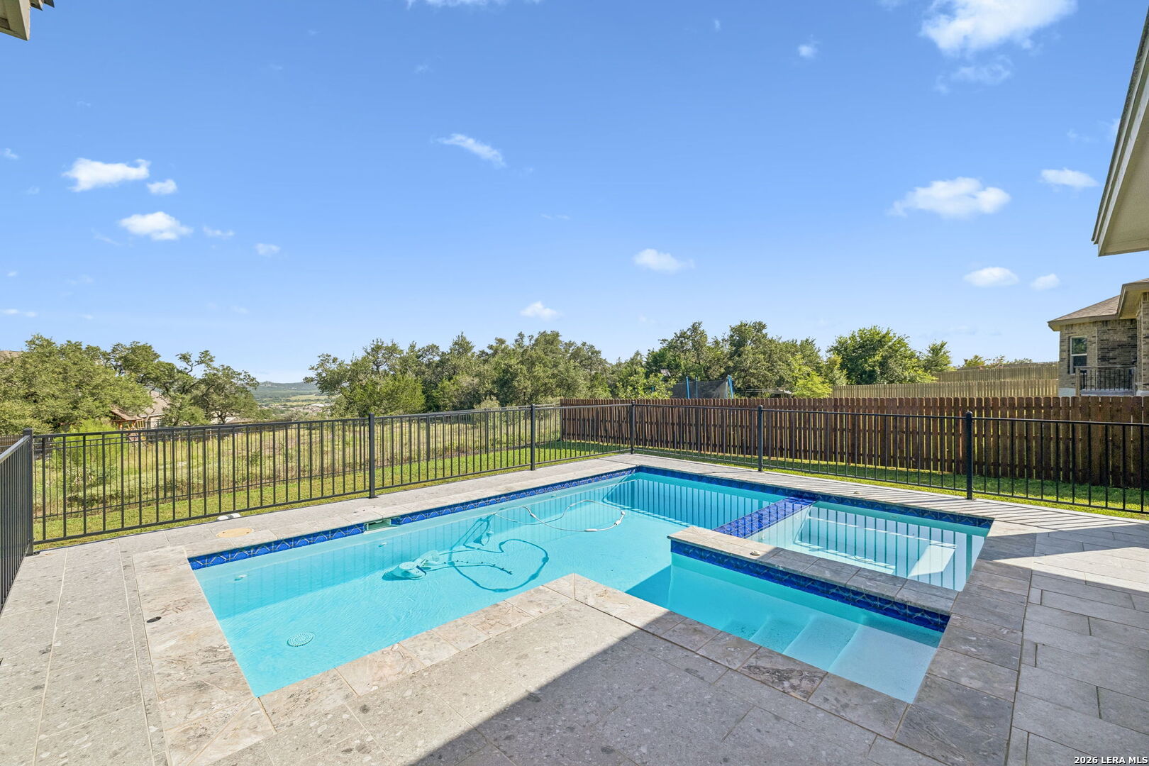 3586 KING TERRACE