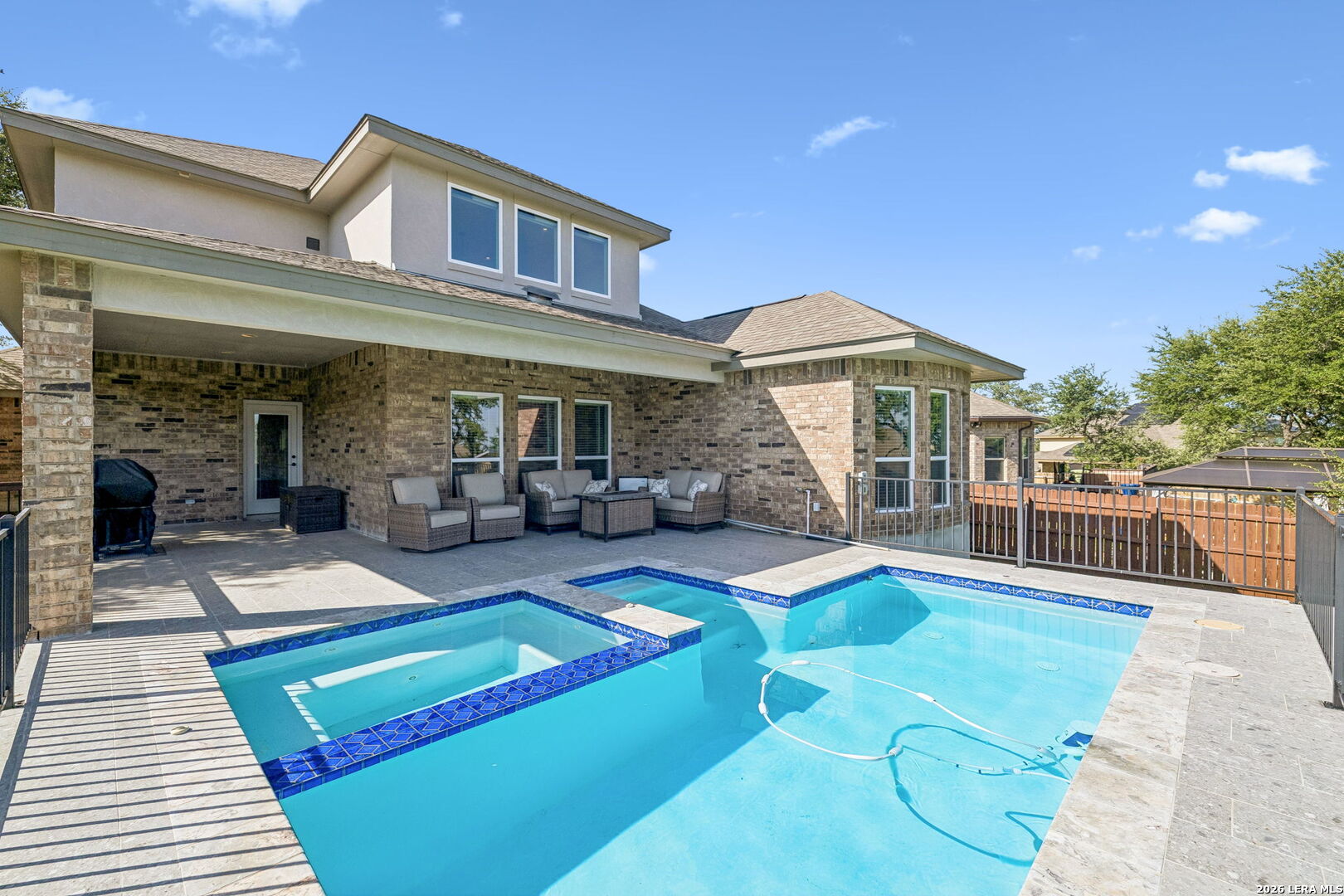 3586 KING TERRACE