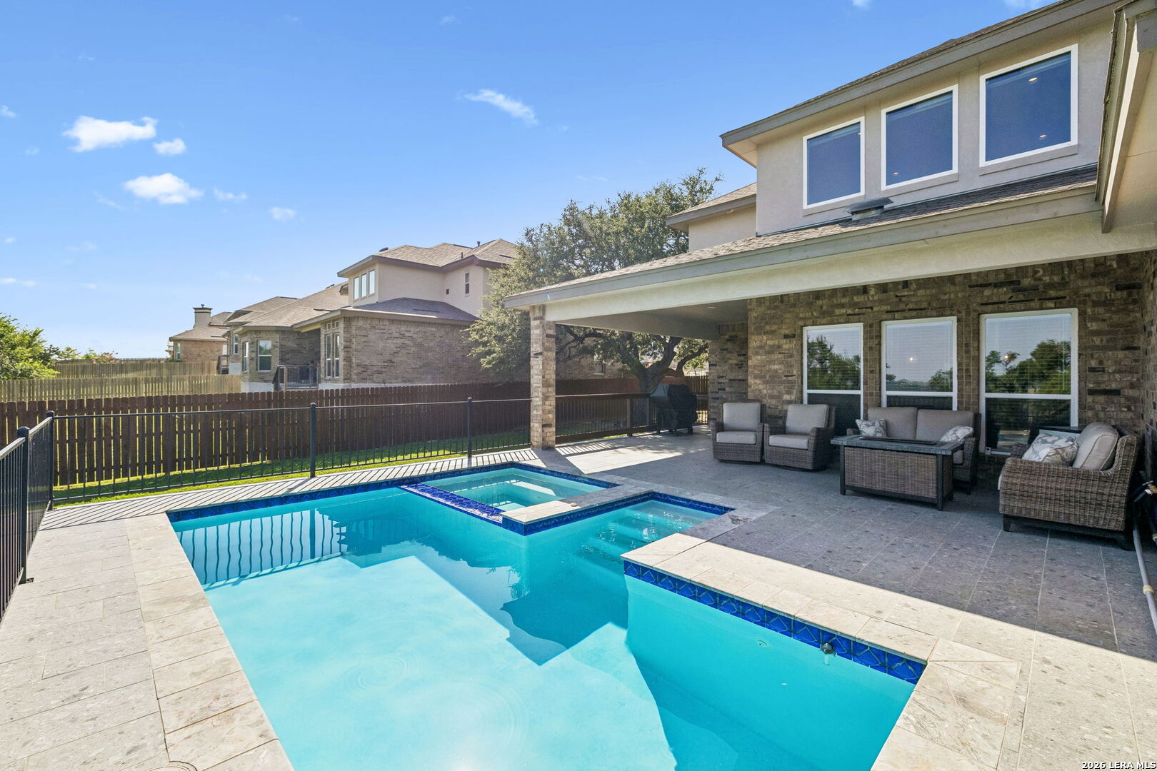 3586 KING TERRACE