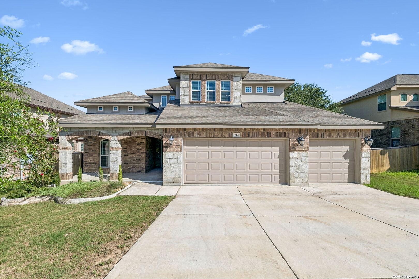 3586 KING TERRACE
