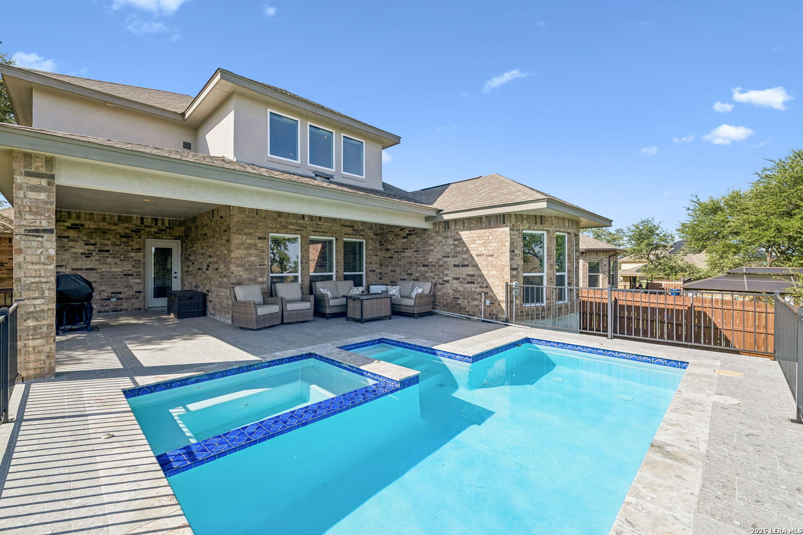 3586 KING TERRACE