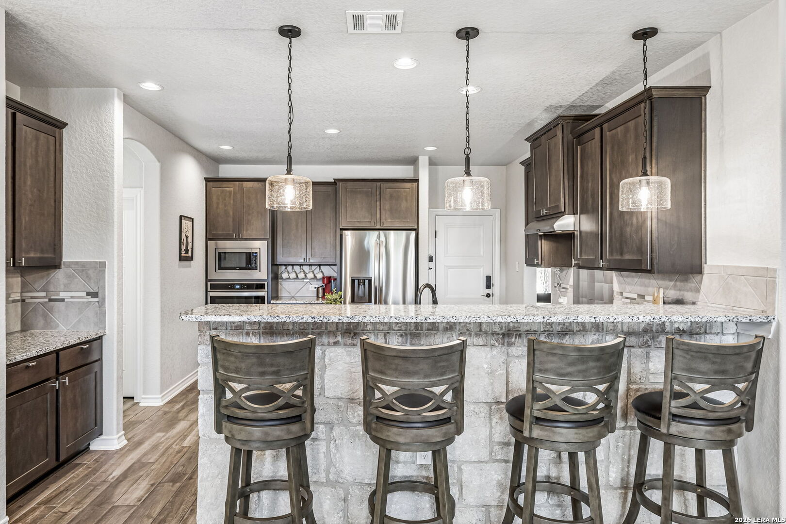 3586 KING TERRACE