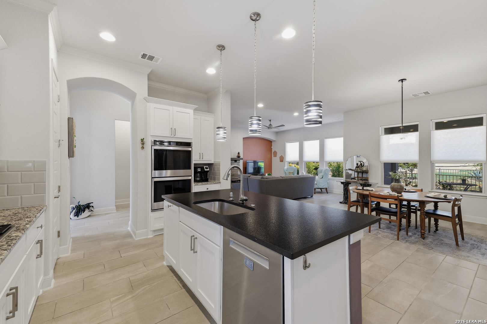 4719 AVERY WAY
