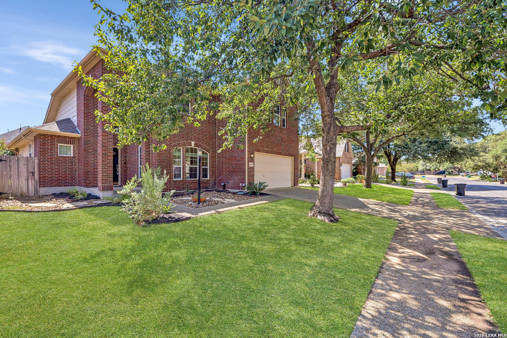 2026 Thicket Trail Dr