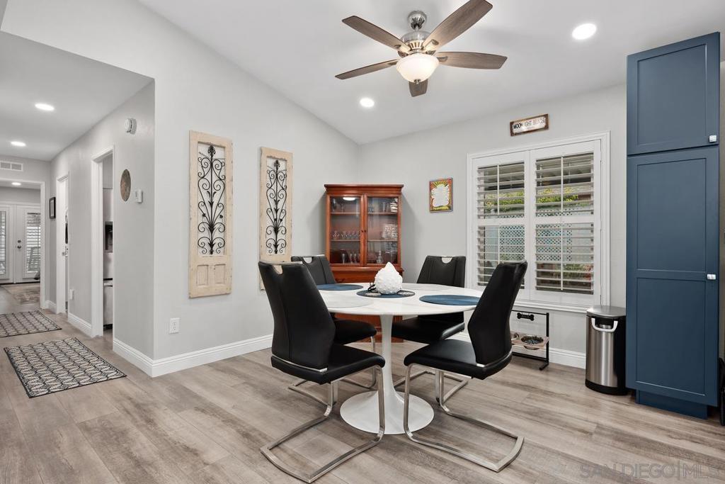 5423 Spencer Ln