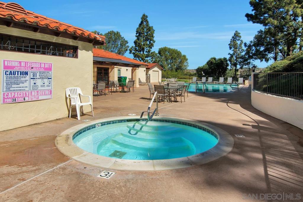 5423 Spencer Ln