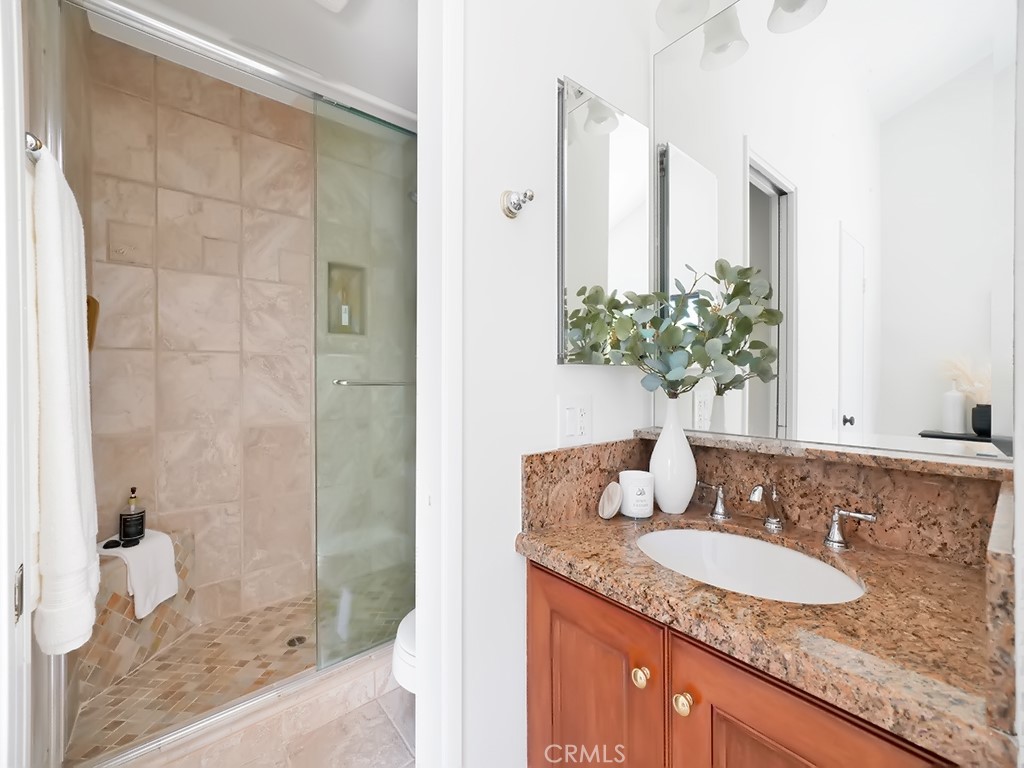 720 E Avenida Magdalena