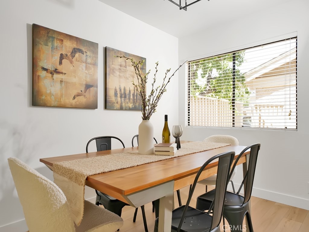 720 E Avenida Magdalena