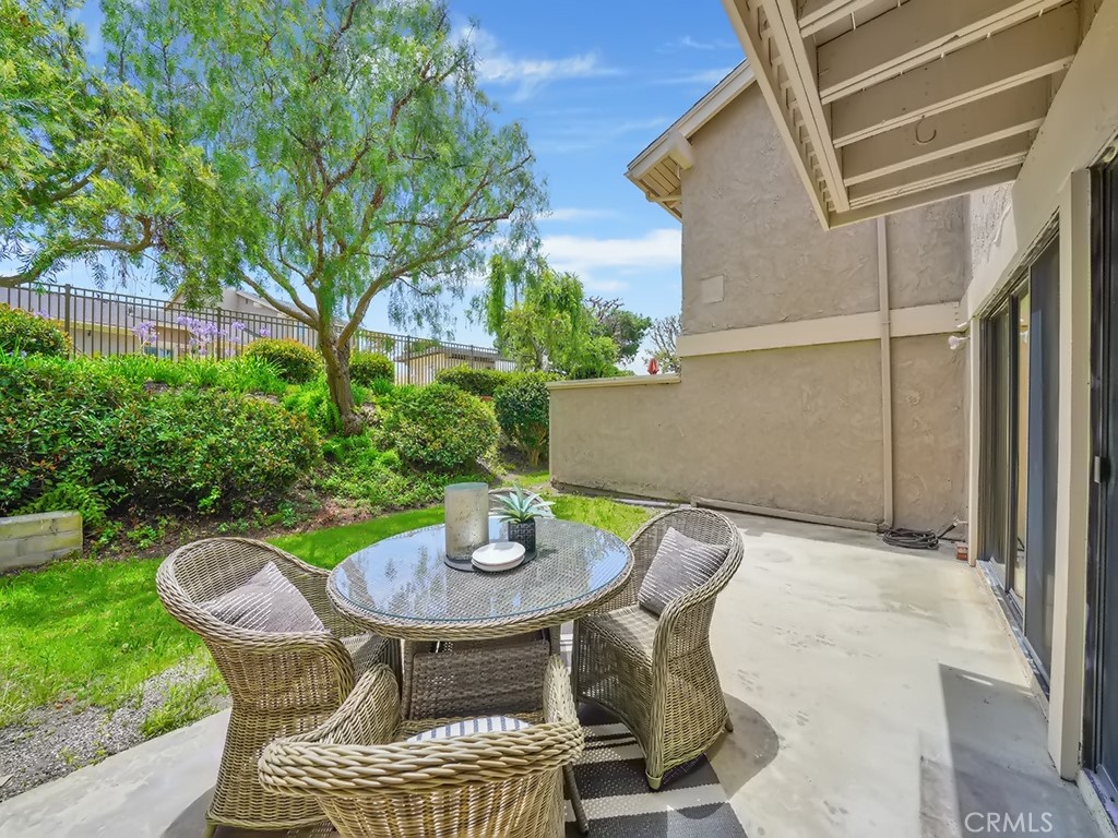 720 E Avenida Magdalena