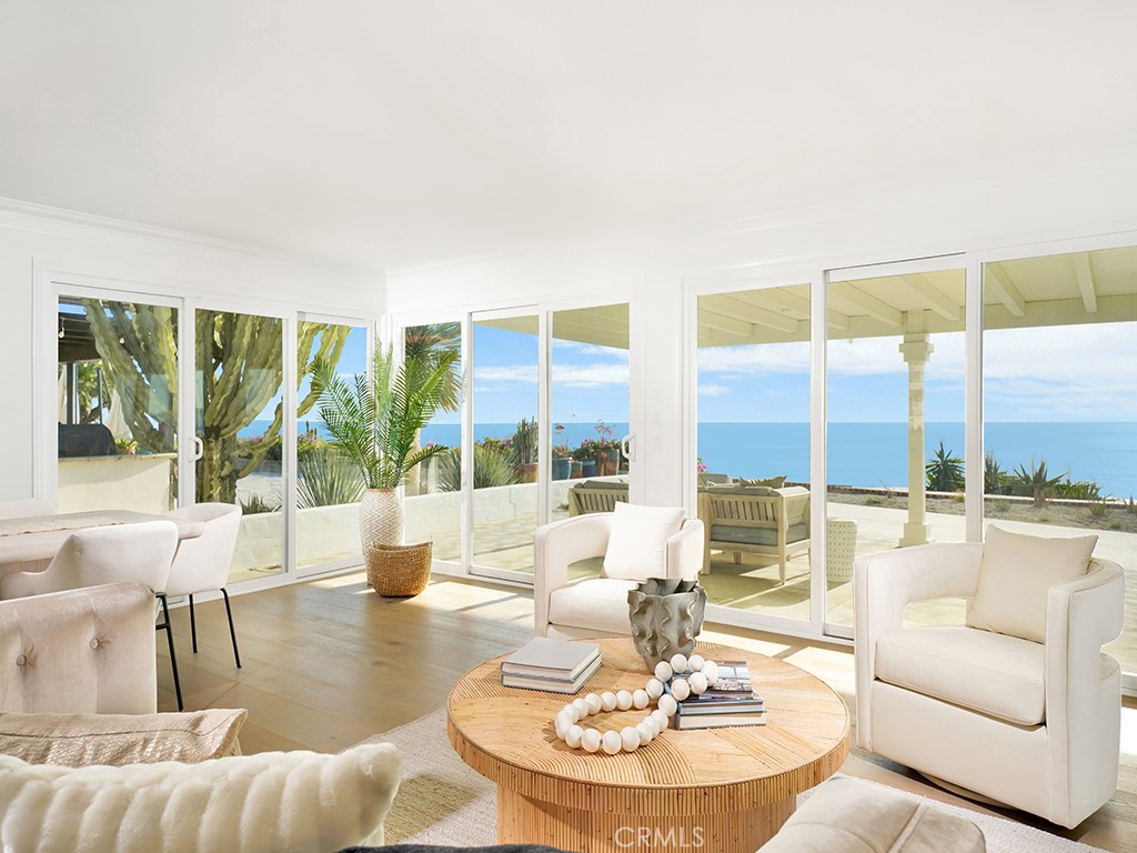 2905 La Ventana