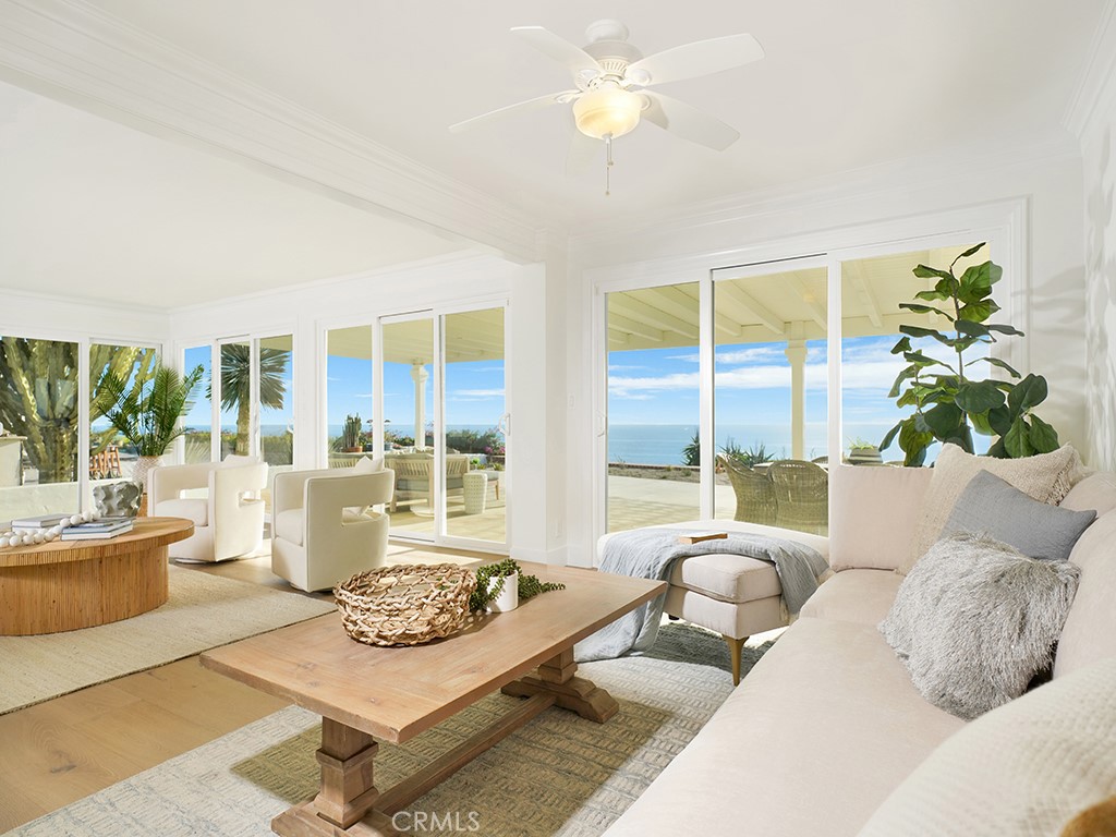 2905 La Ventana