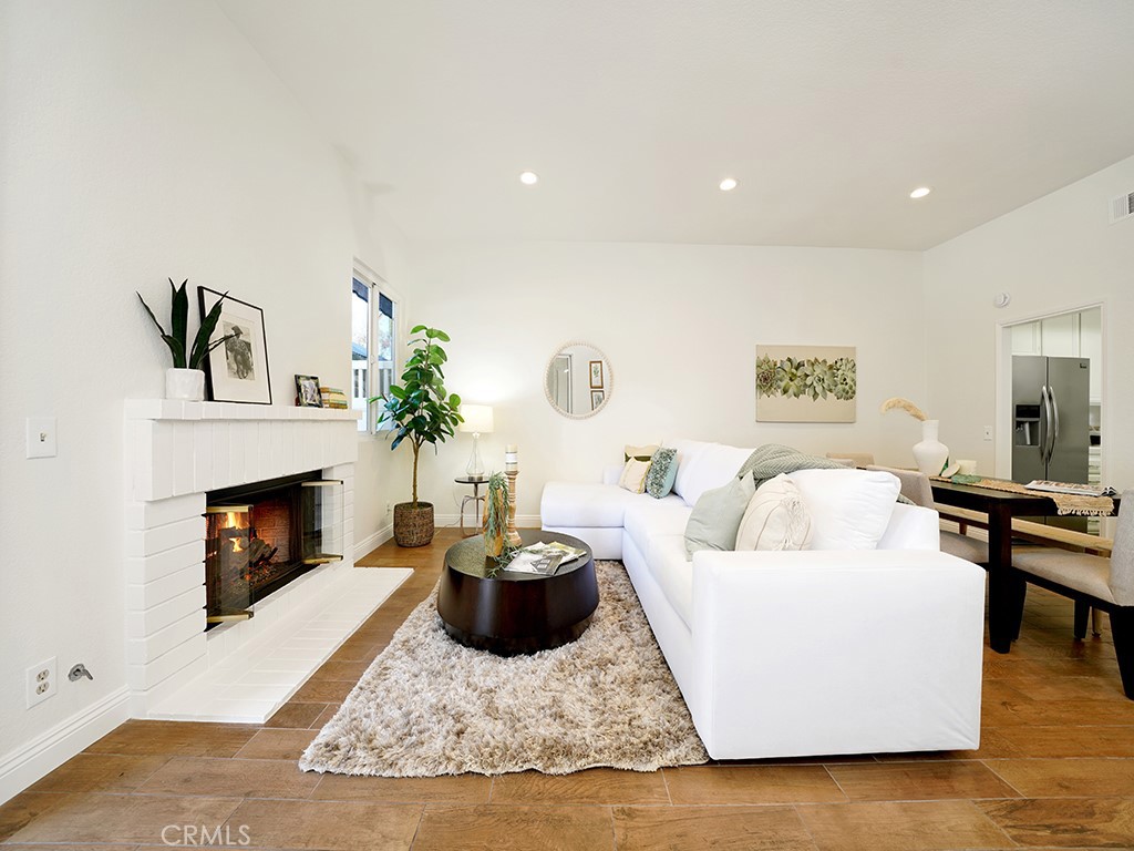 24383 Marquis Court 289