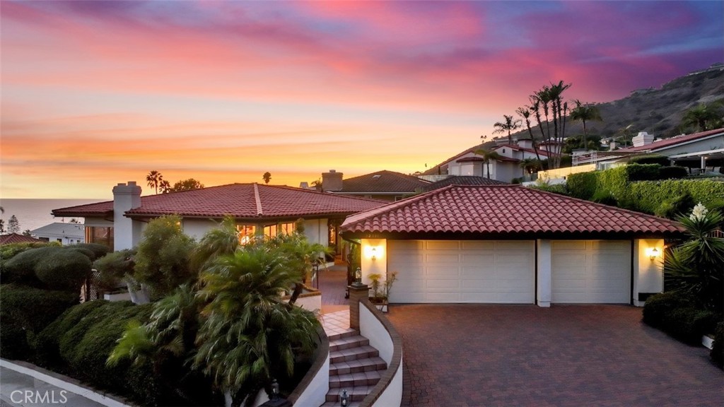 32311 Via Mentone