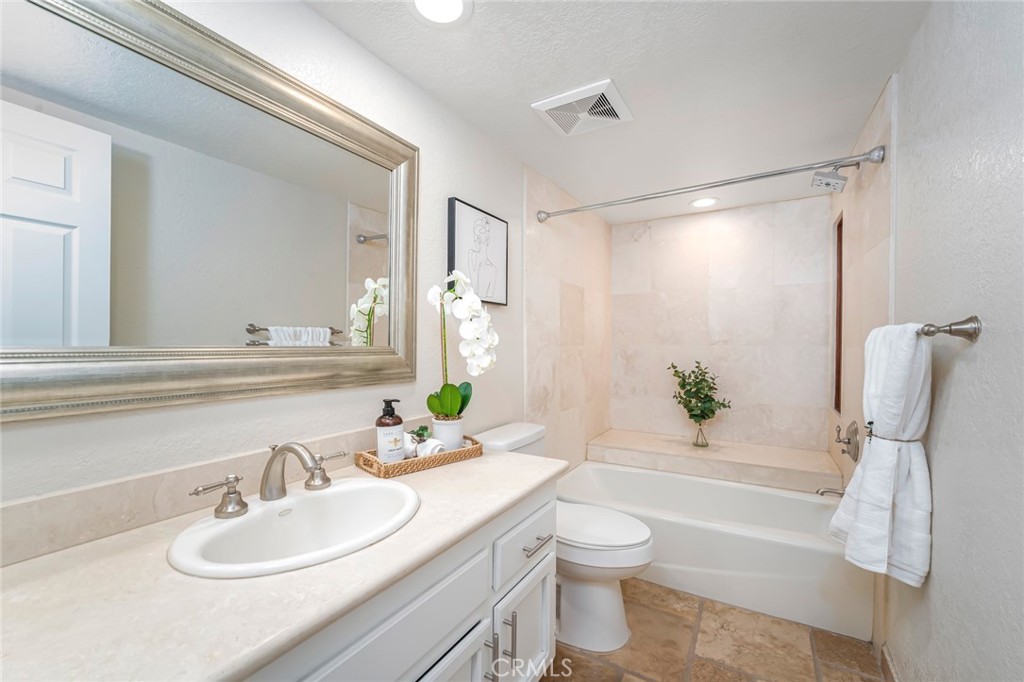 527 Avenida Buenos Aires