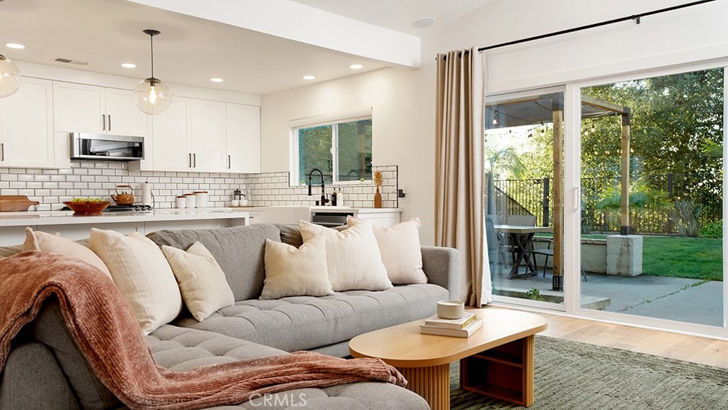 22755 La Quinta Drive