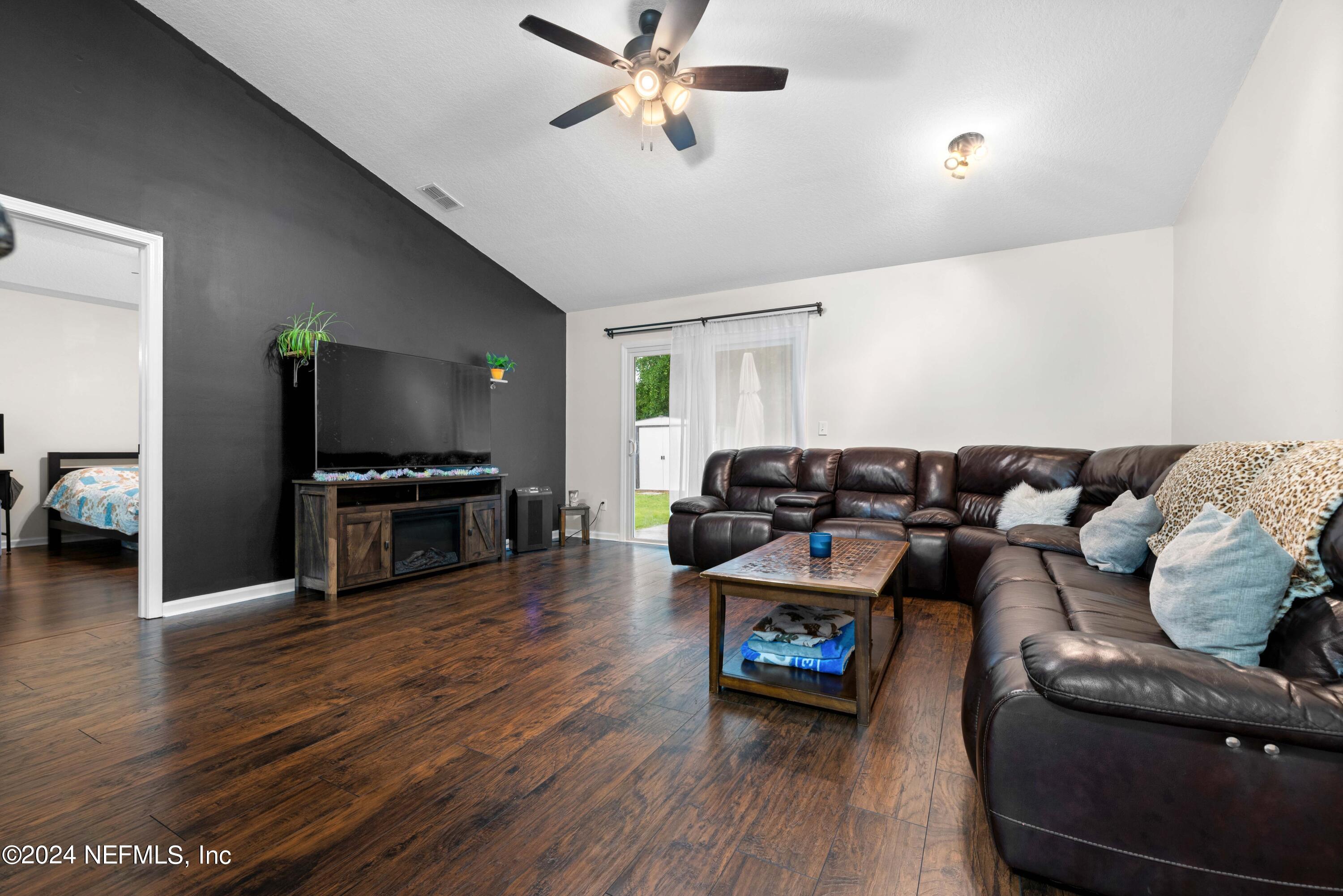 1770 DARTMOUTH Drive