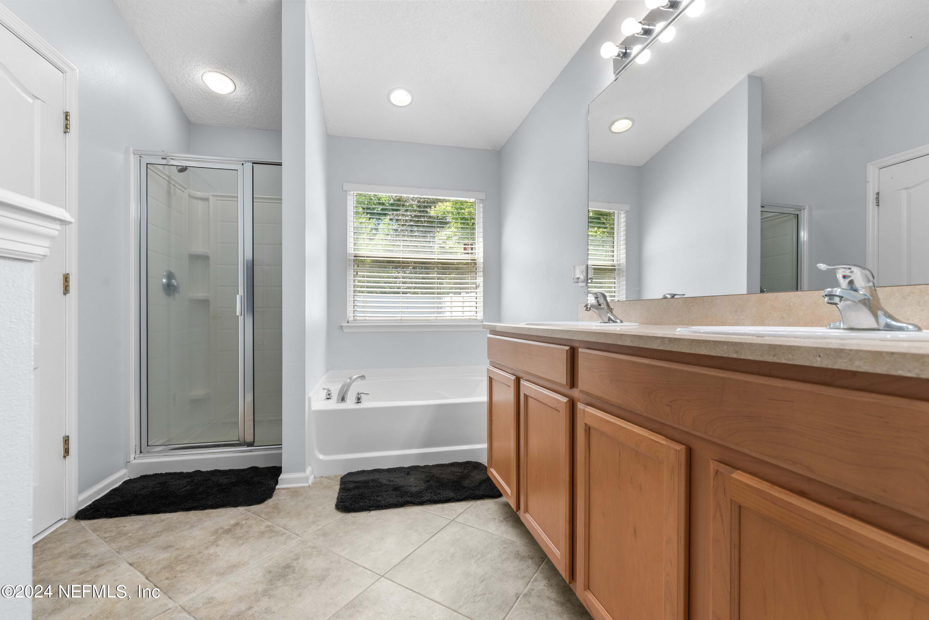12427 SUGARBERRY Way