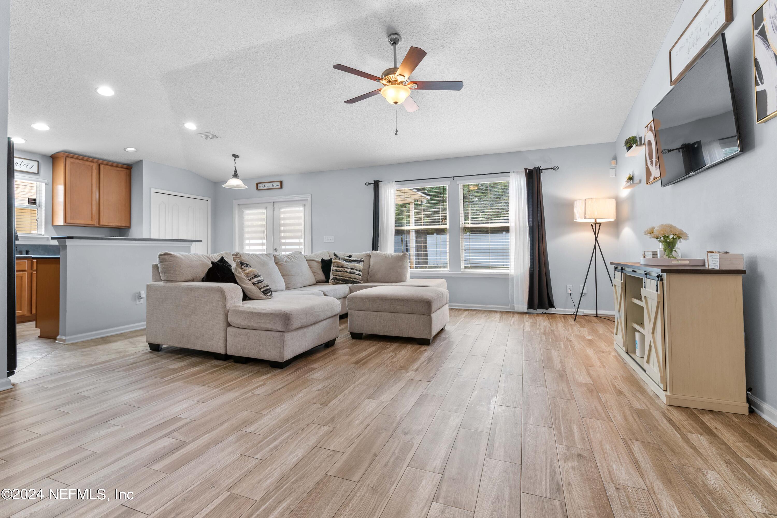 12427 SUGARBERRY Way