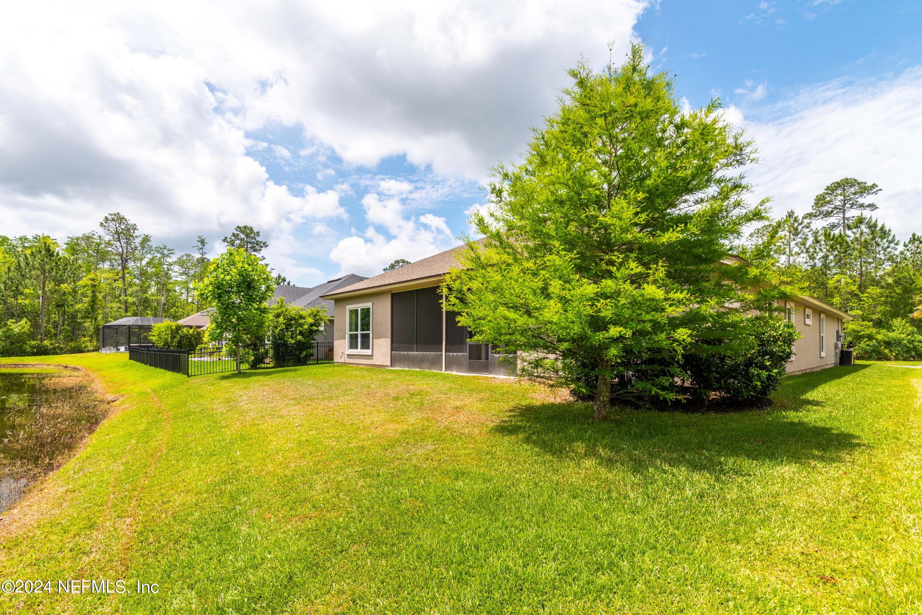 27 JENNIE LAKE Court