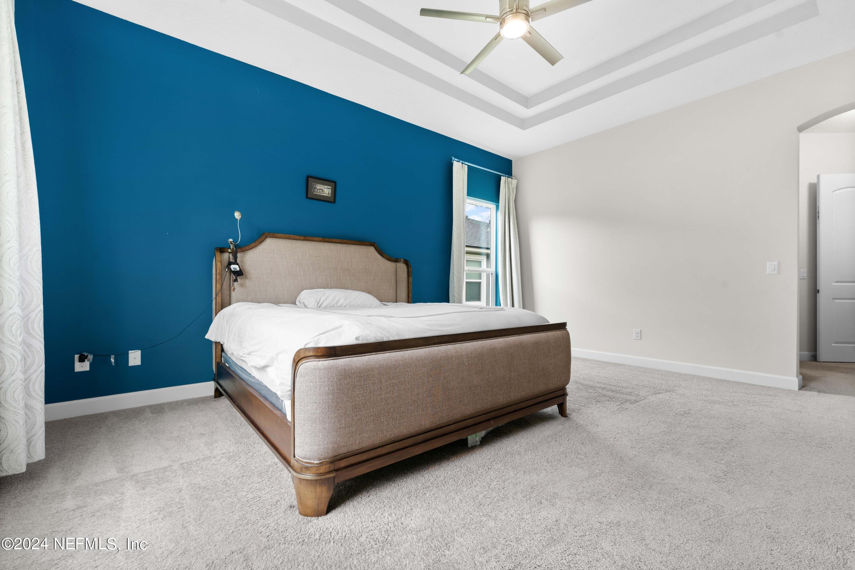 27 JENNIE LAKE Court
