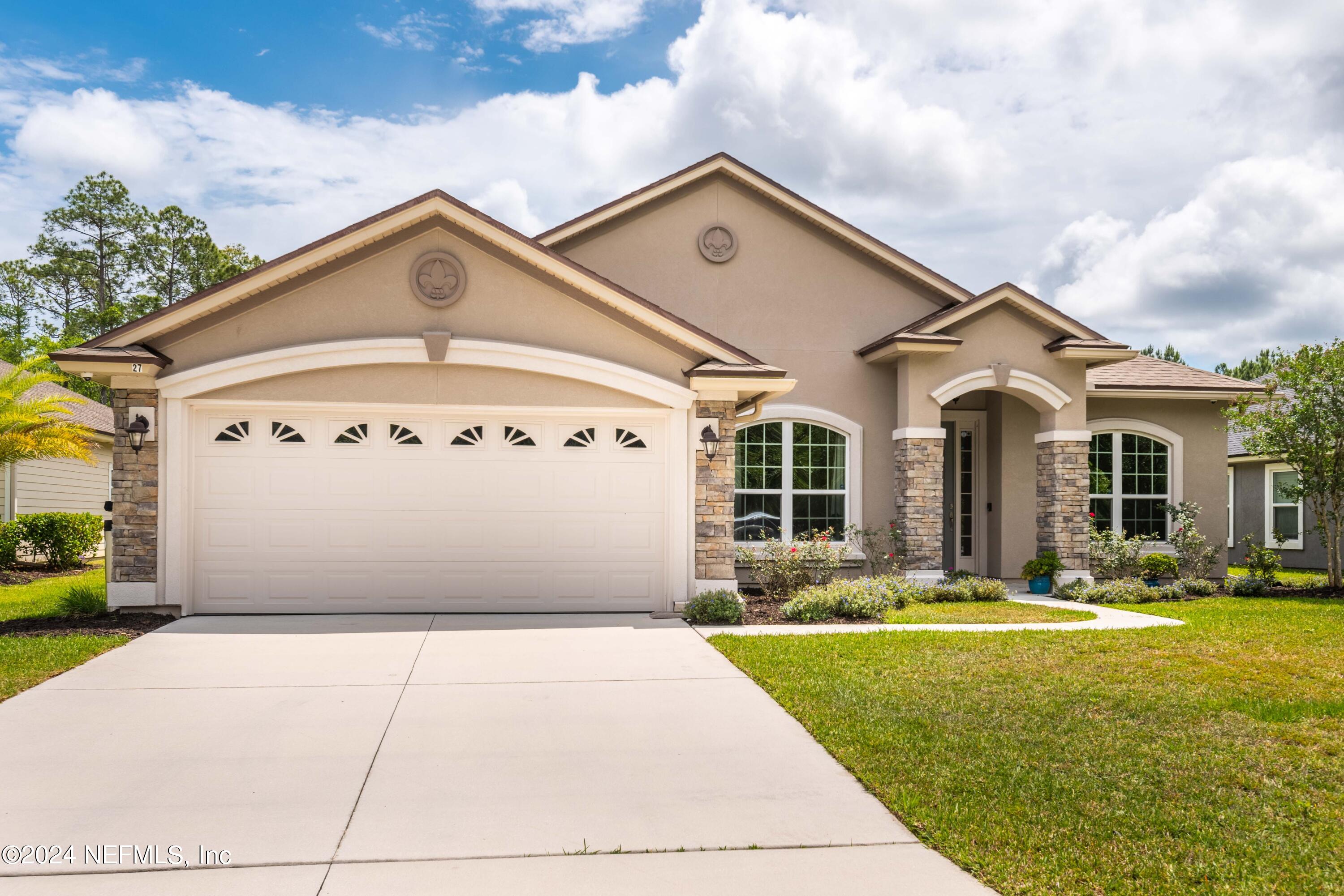 27 JENNIE LAKE Court