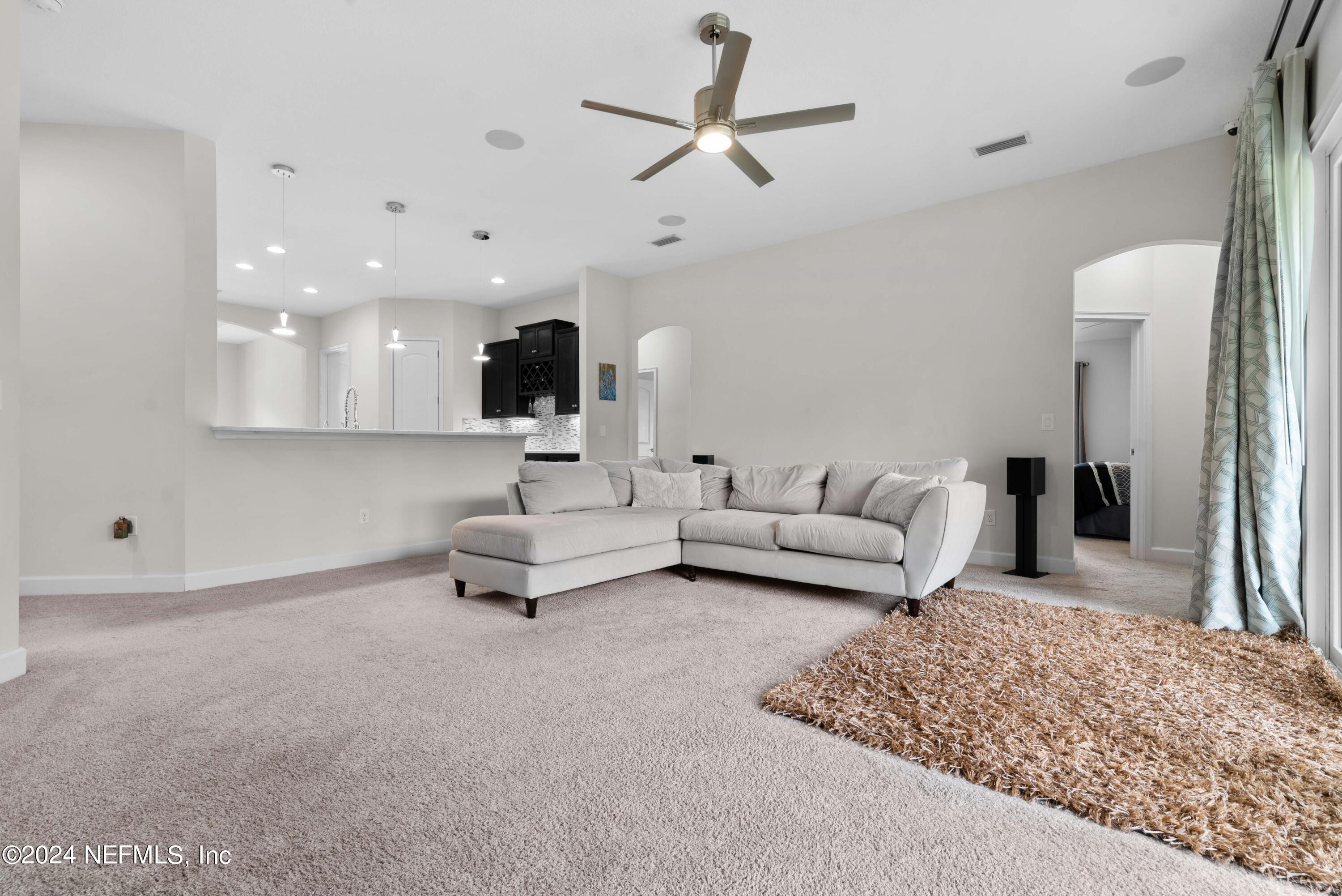 27 JENNIE LAKE Court