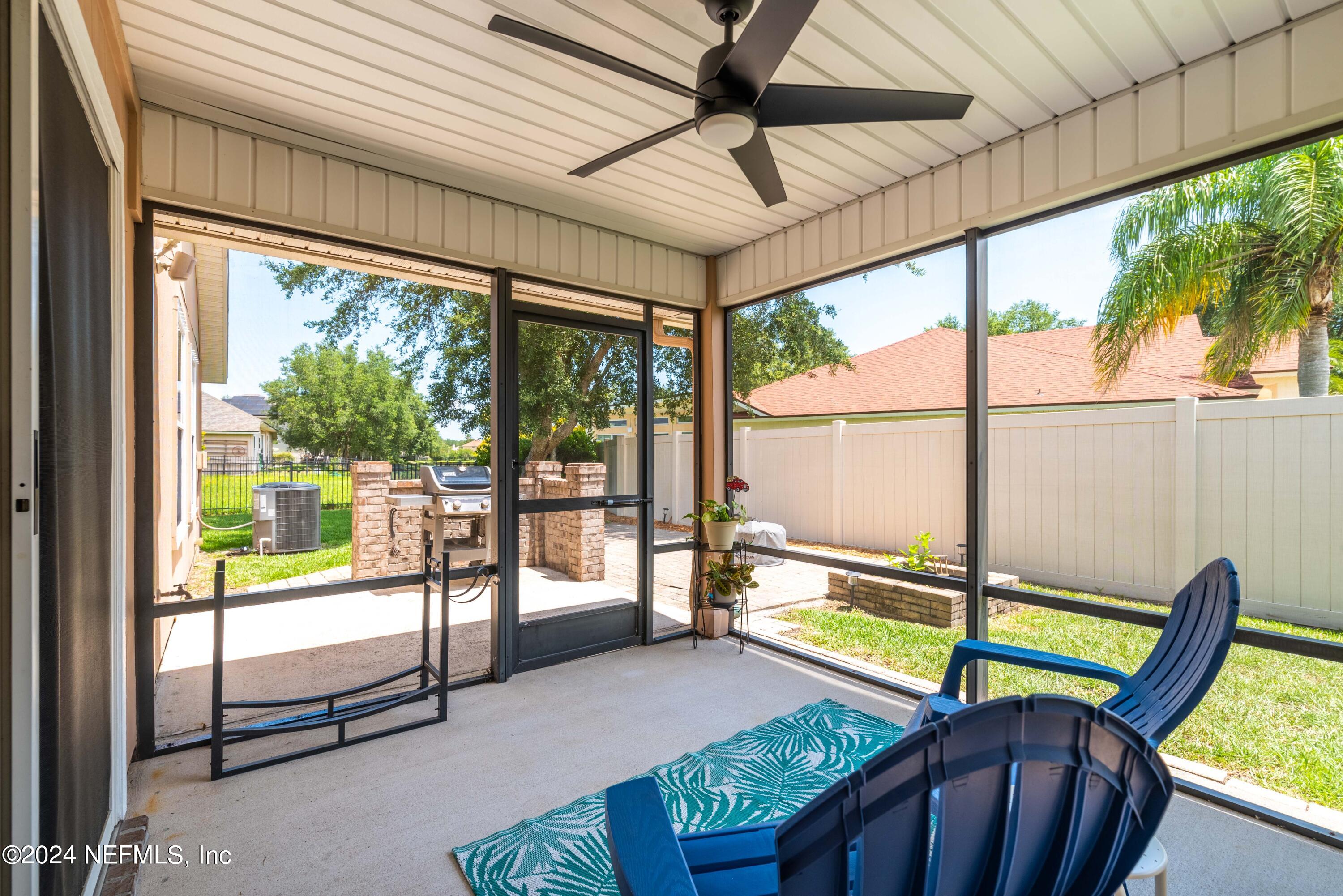 13808 FISH EAGLE Drive W