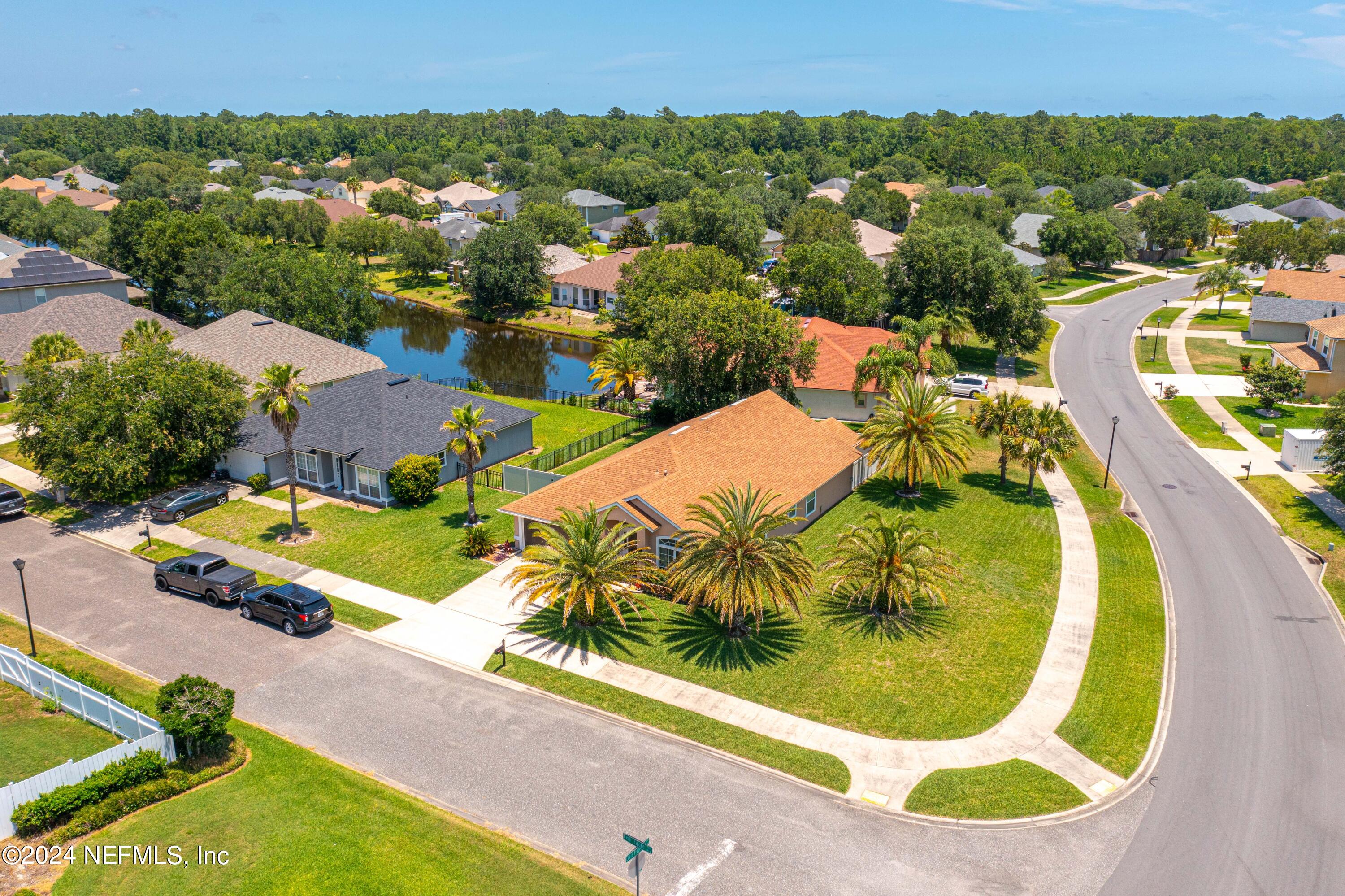 13808 FISH EAGLE Drive W