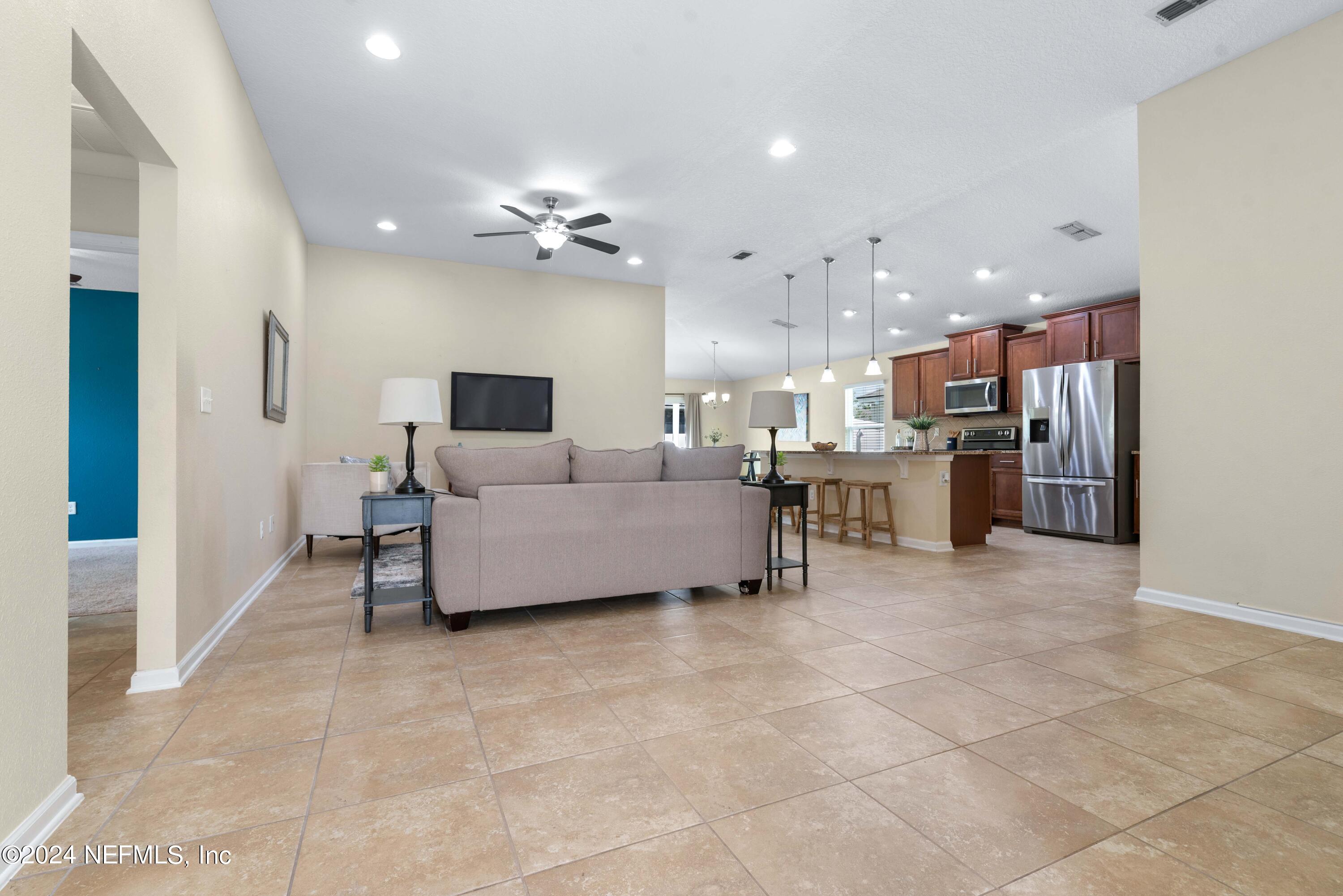 15652 MASON LAKES Drive