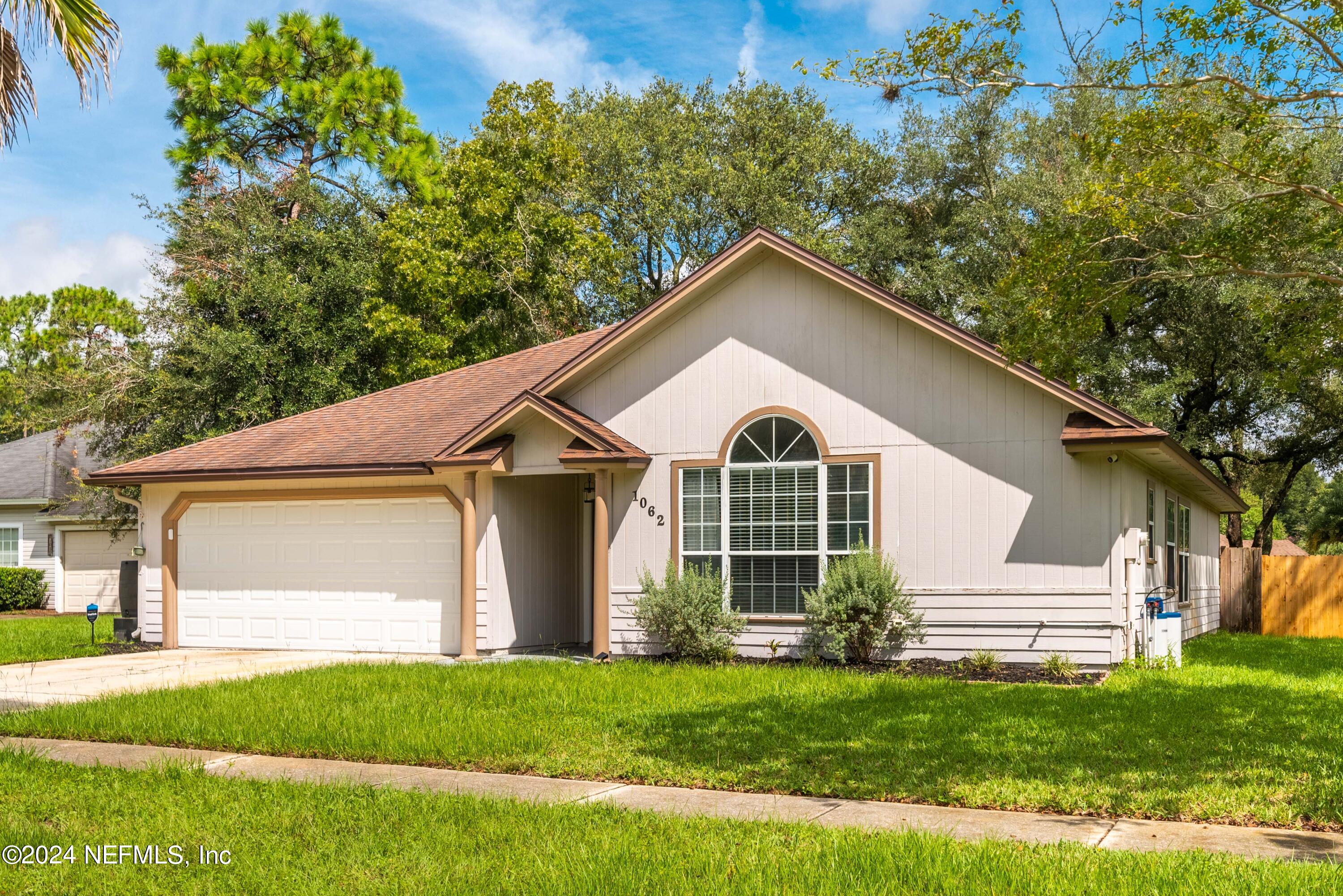 1062 TOLKIEN Lane