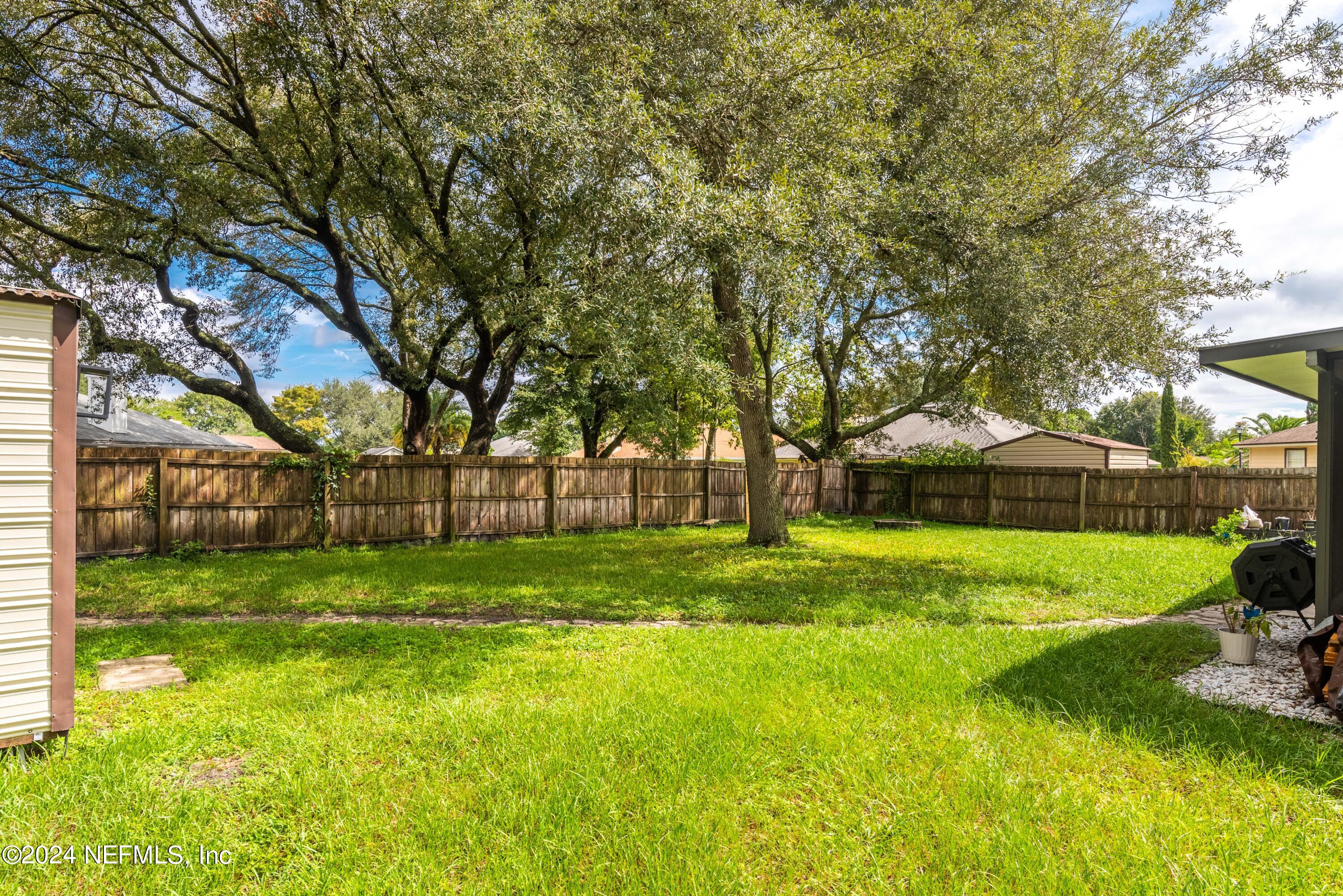 1062 TOLKIEN Lane