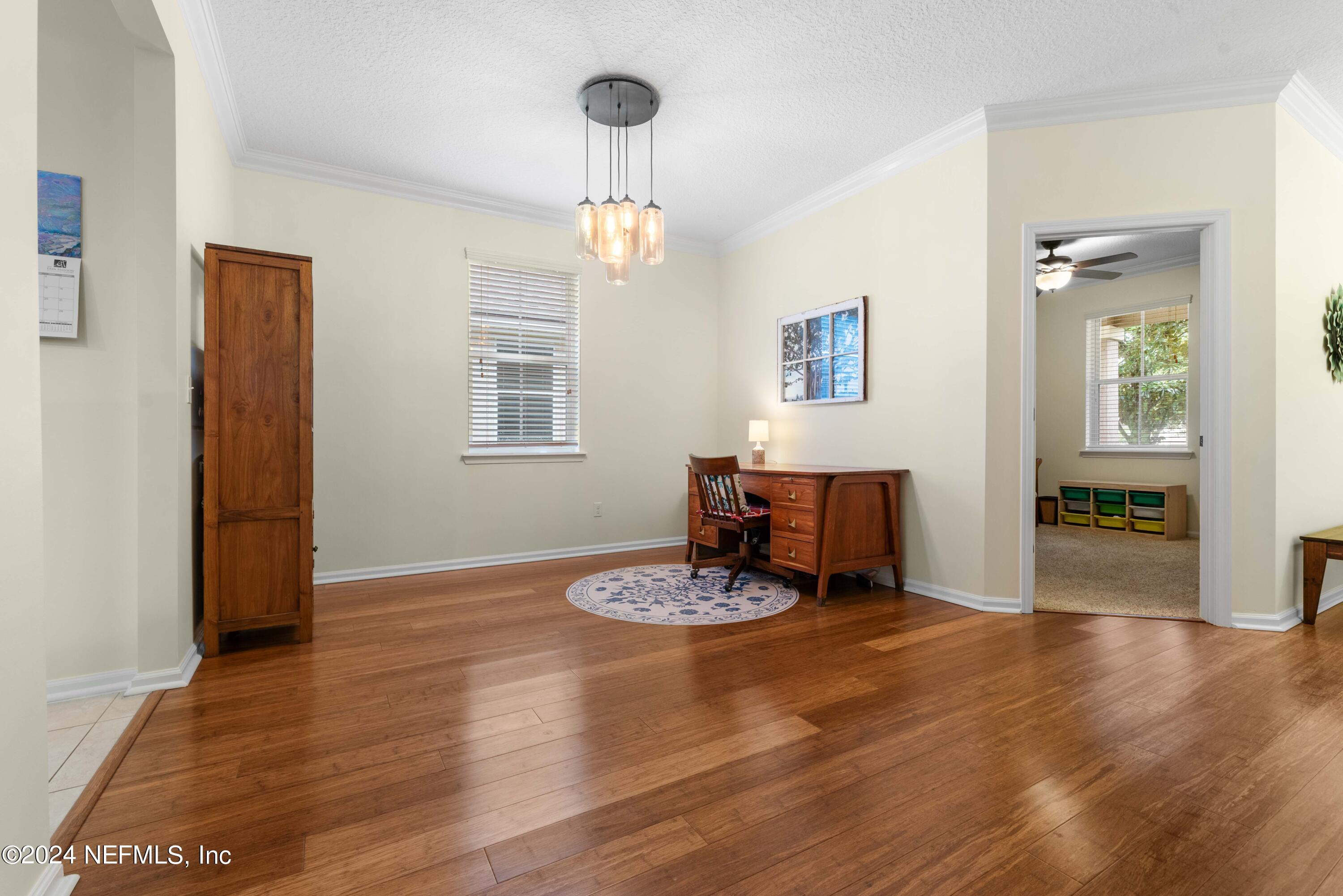 60 WINDSTONE Lane