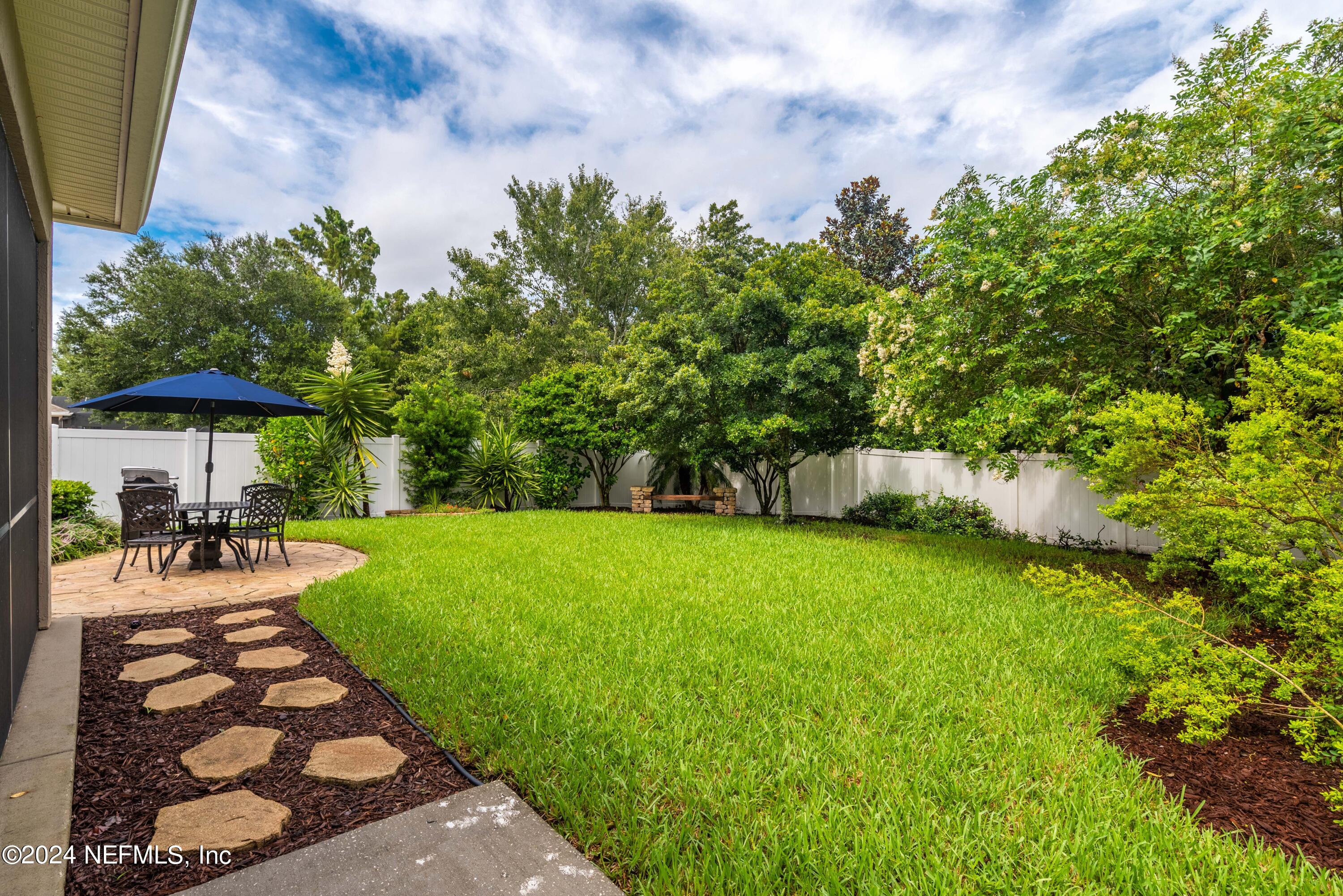 60 WINDSTONE Lane