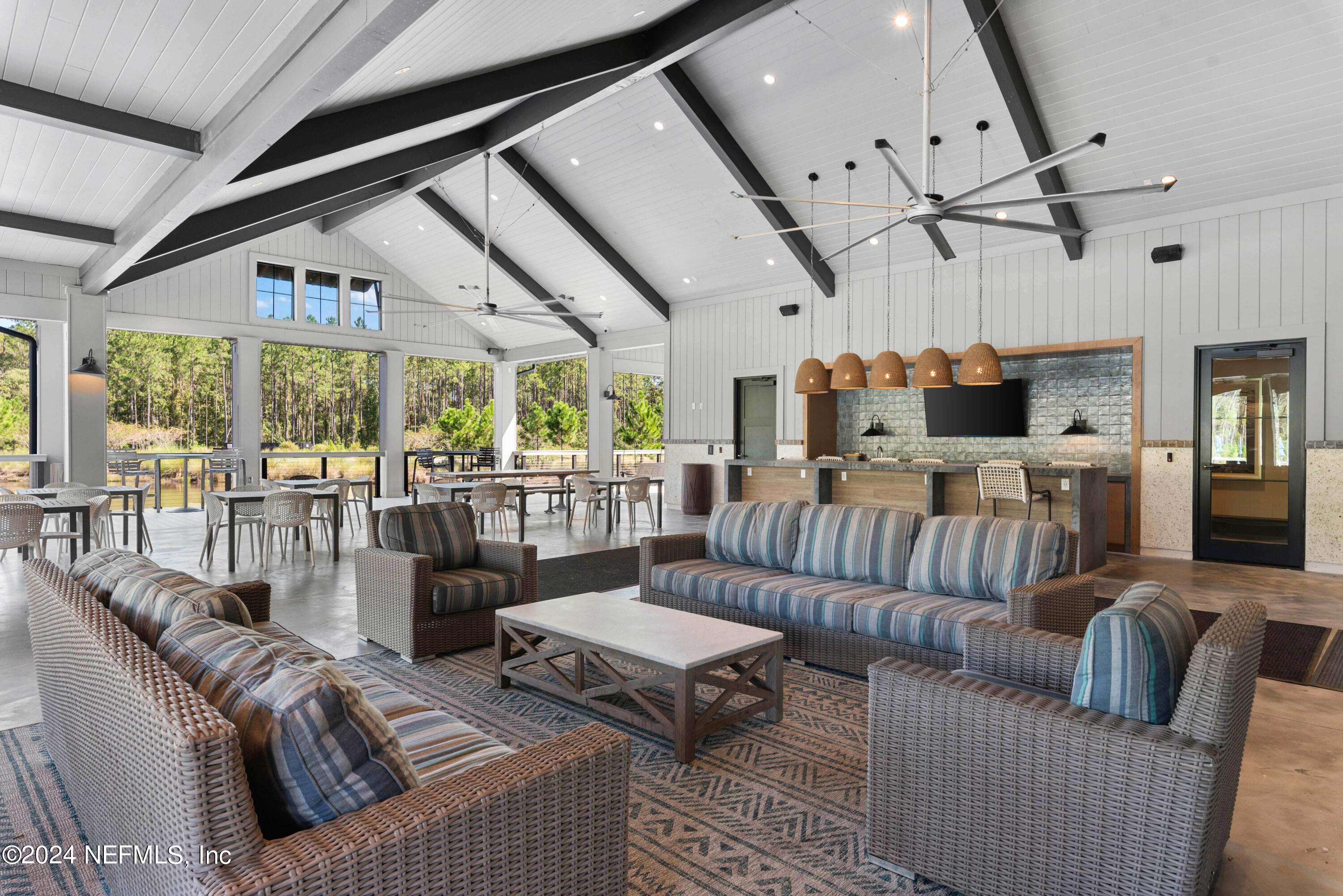 75558 SUNBERRY Drive