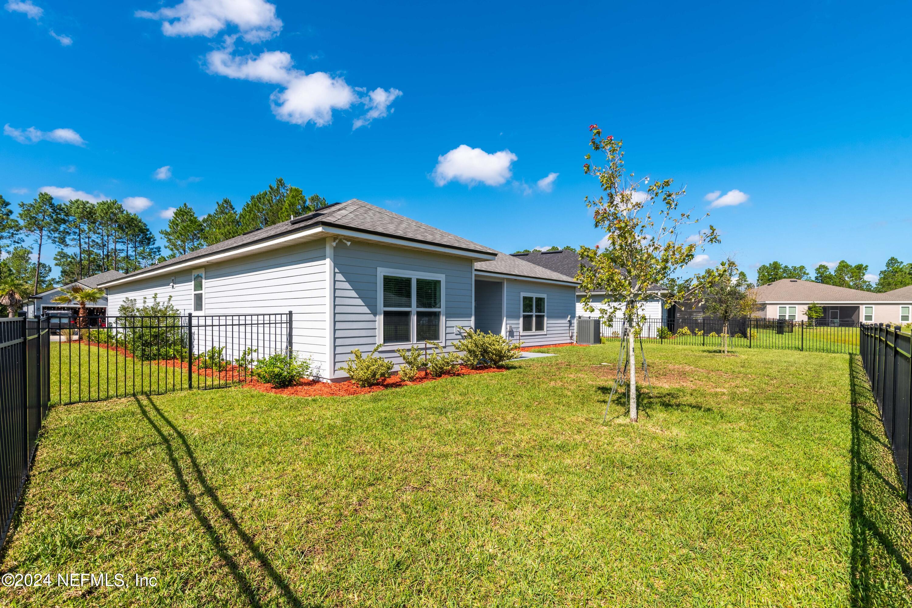 75558 SUNBERRY Drive