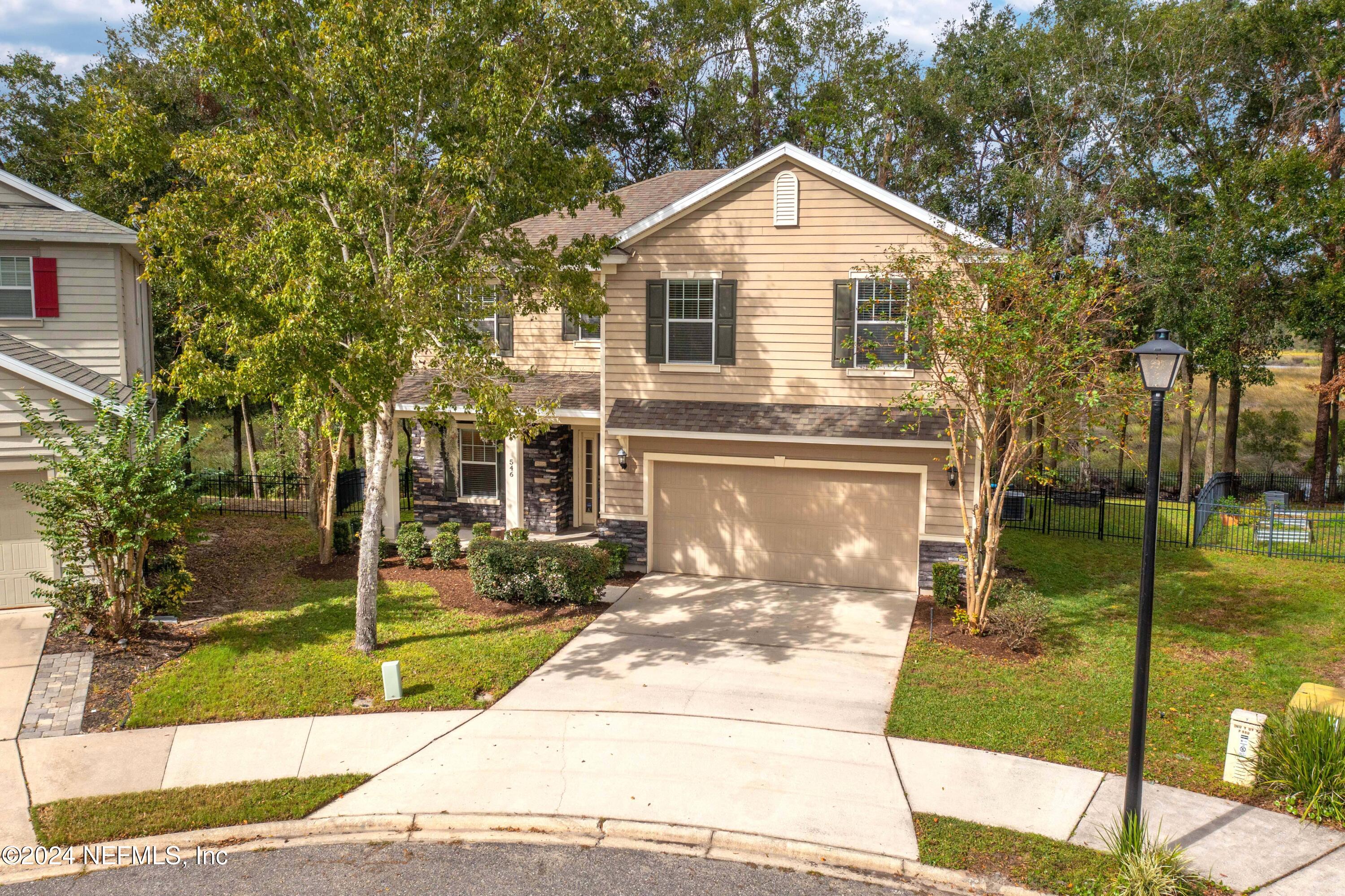546 AUBURN OAKS Road E