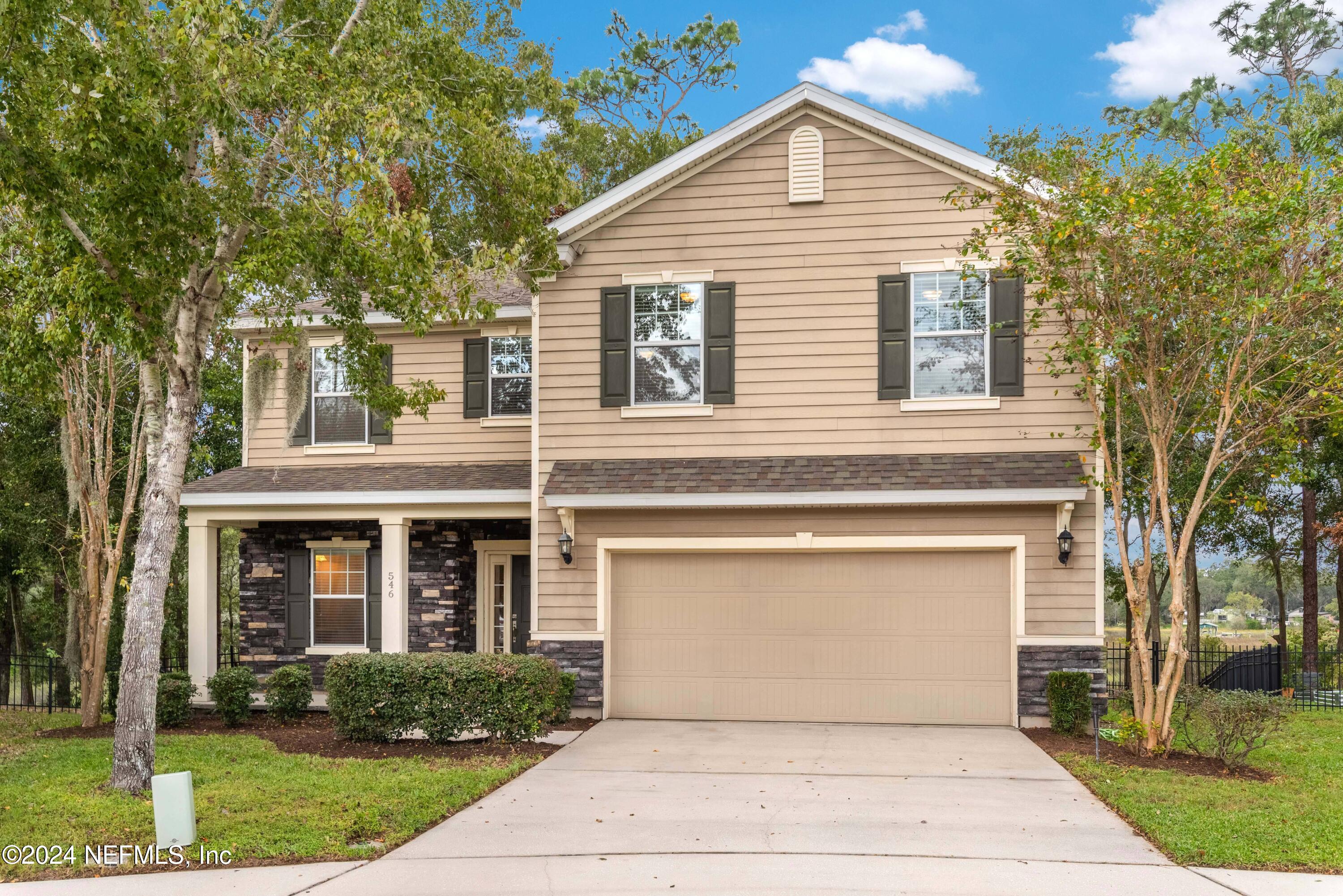 546 AUBURN OAKS Road E