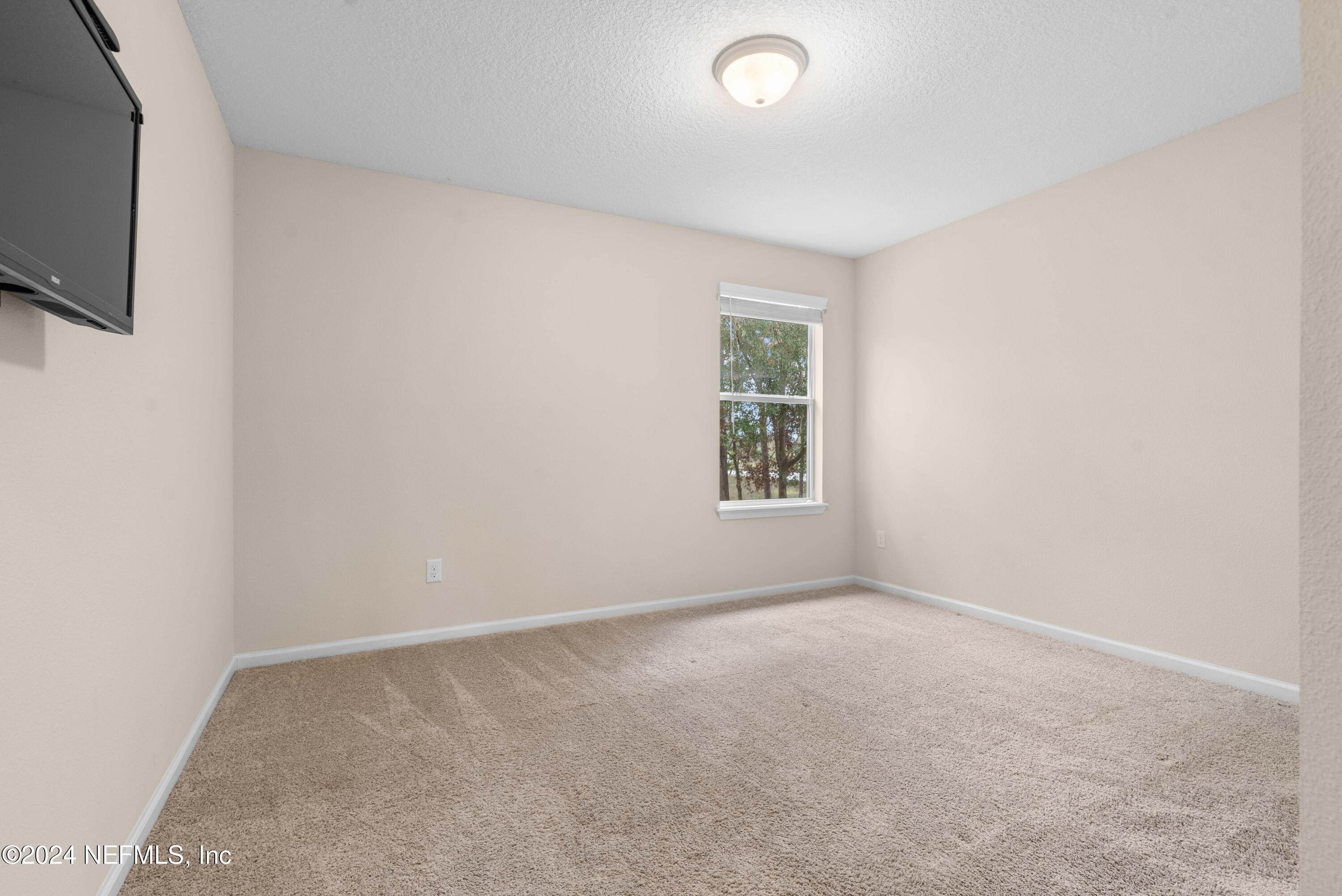 546 AUBURN OAKS Road E