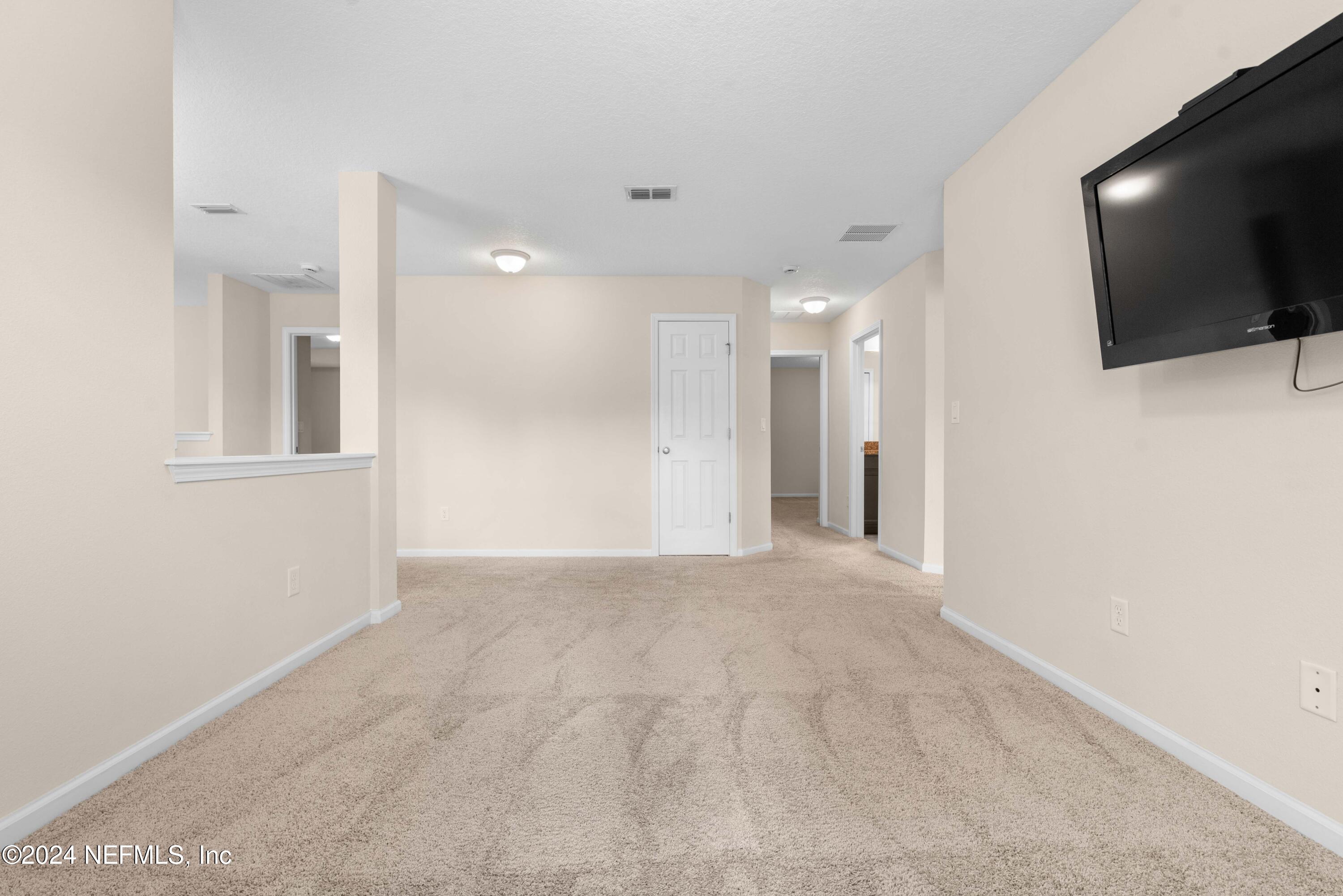 546 AUBURN OAKS Road E