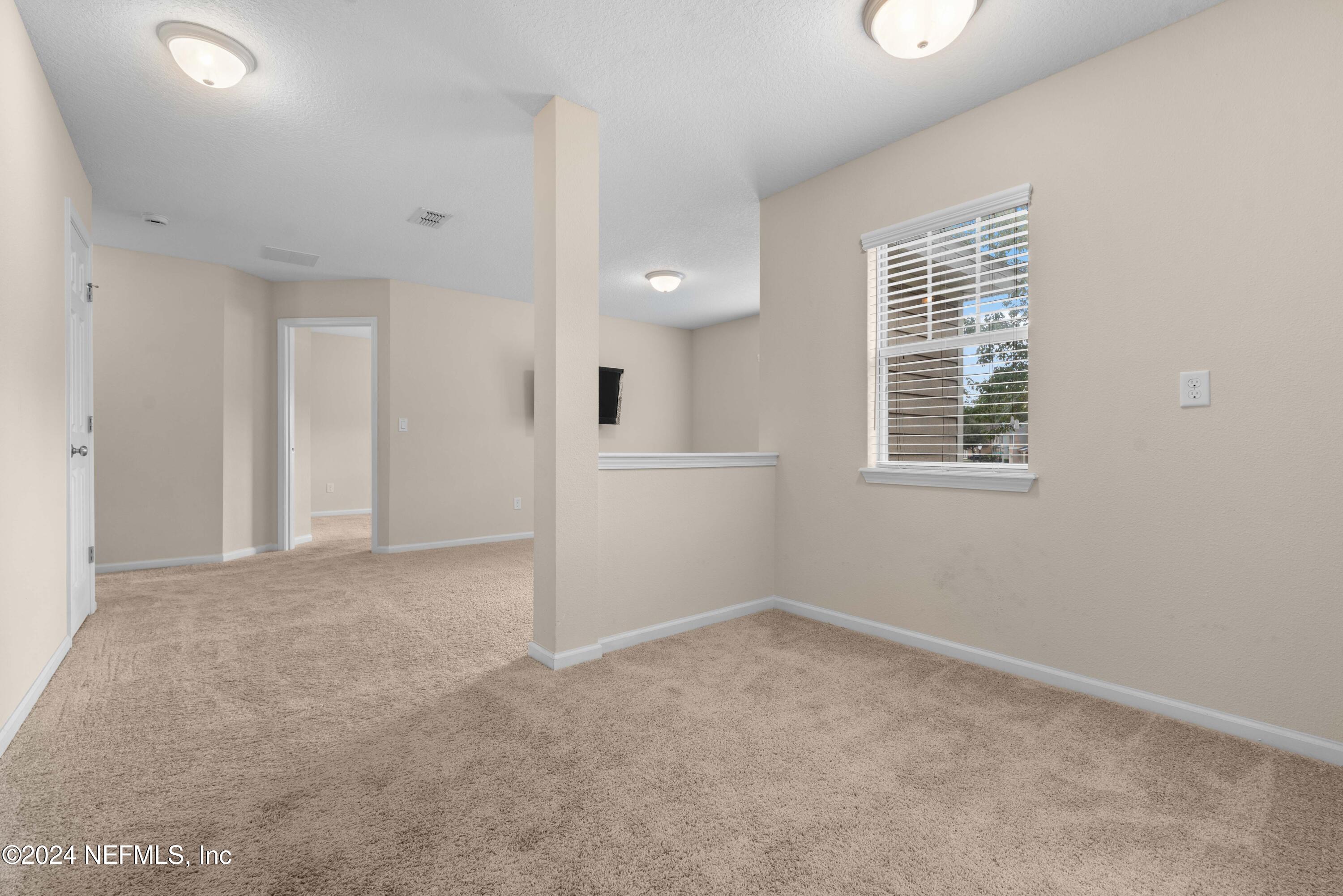 546 AUBURN OAKS Road E