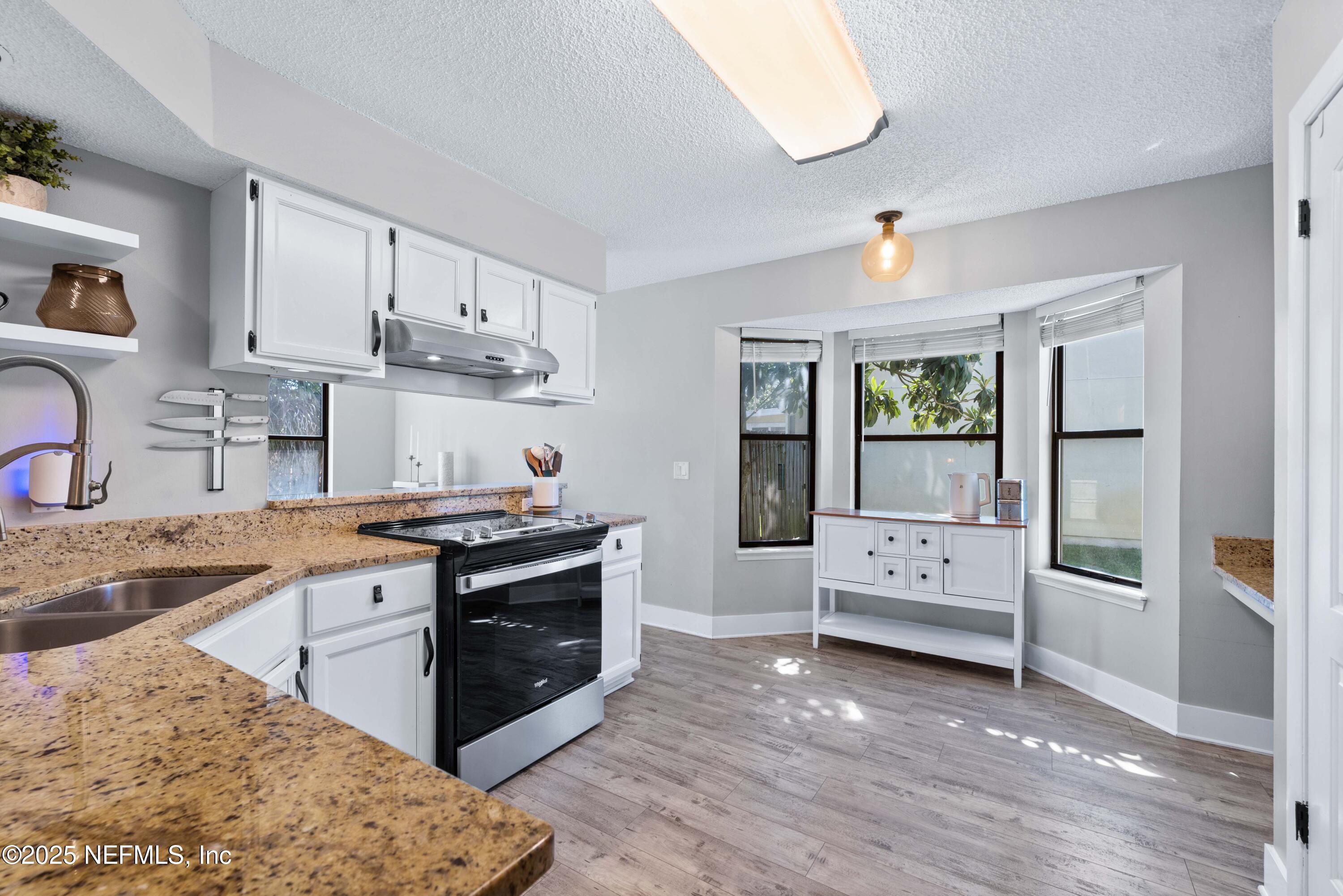 125 PRINDLE Drive E